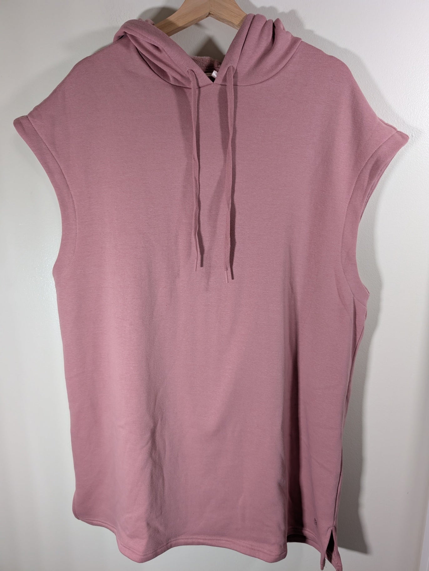 La Vie en Rose pink fleece-lined hooded vest - Large
