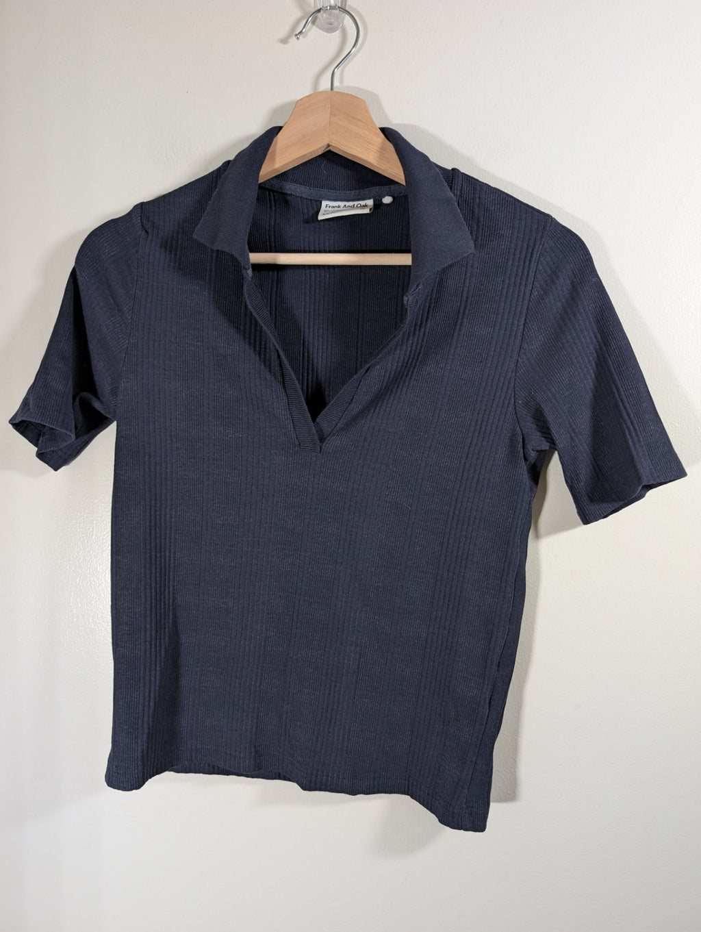 Frank And Oak navy collared tee - Medium