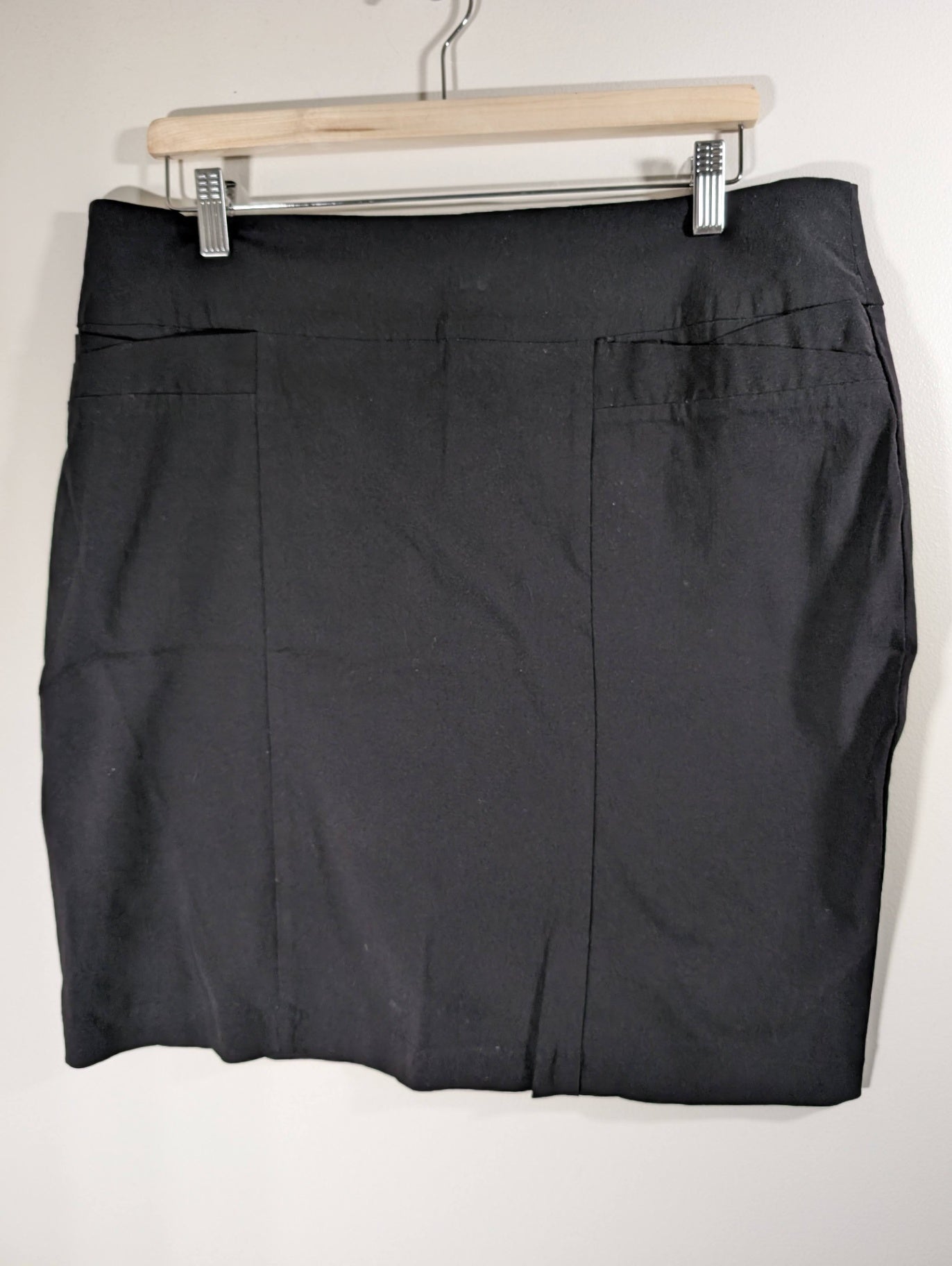 Reitmans black skirt - SZ 15