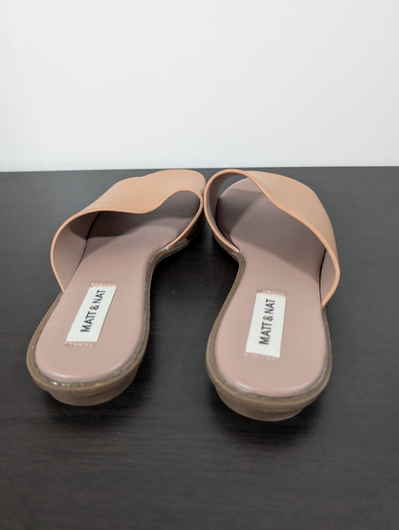 Mat&Nat beige slides - SZ 5