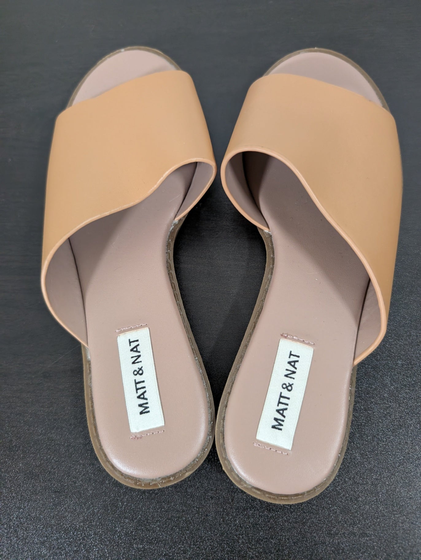 Mat&Nat beige slides - SZ 5