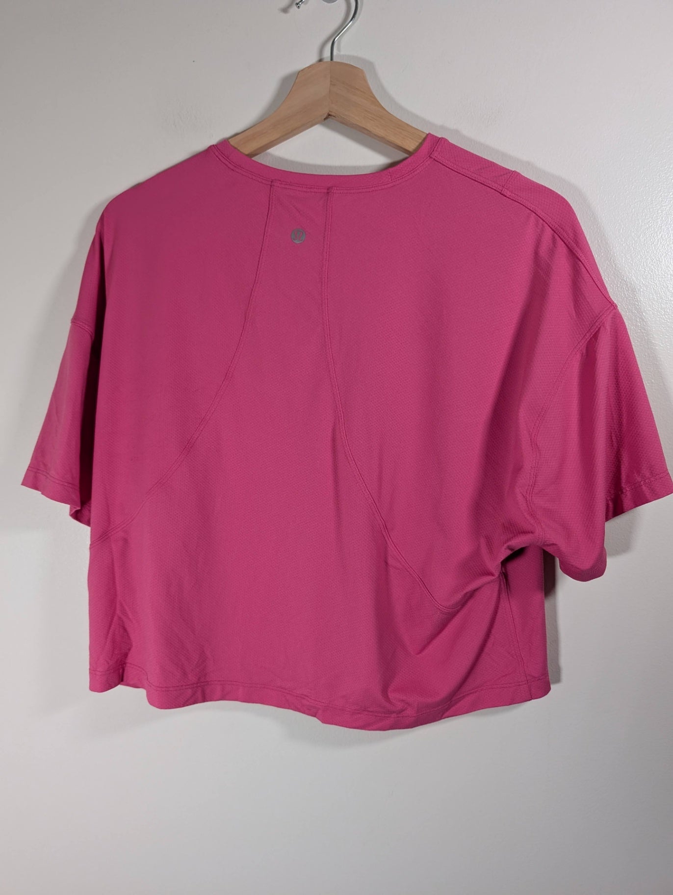 Lululemon pink tee - appears small
