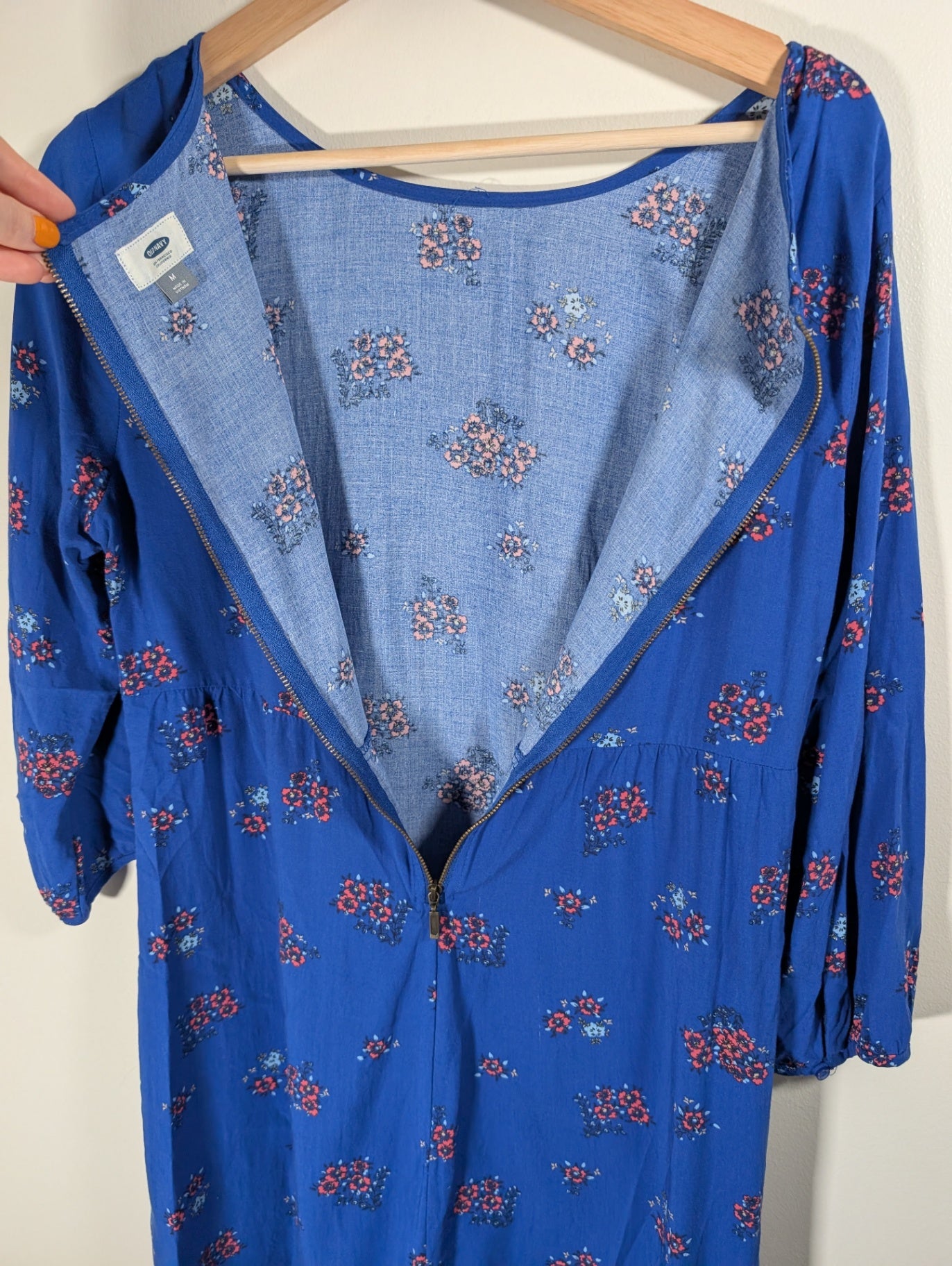 Old Navy blue floral dress - Medium