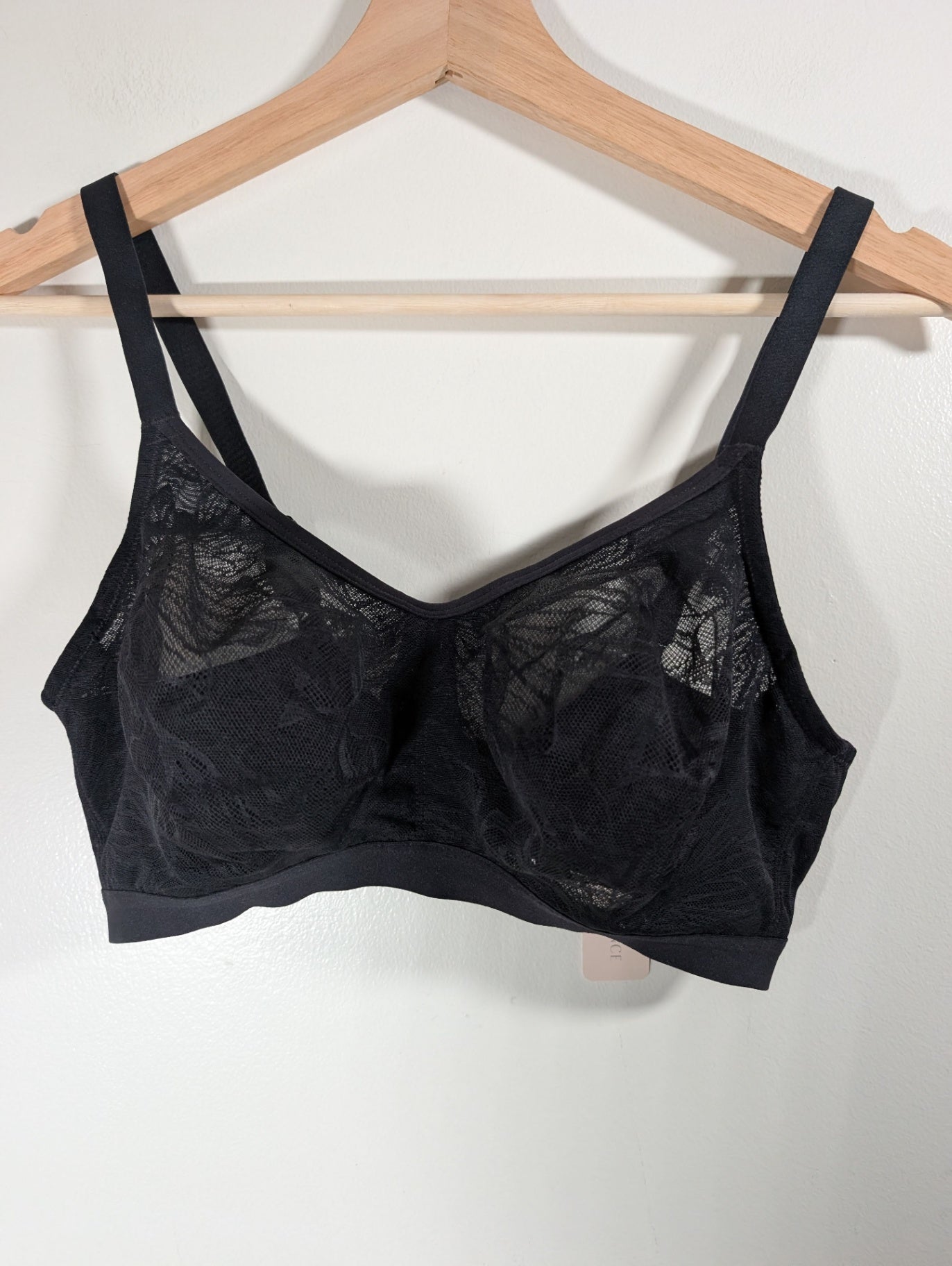 NWT Understance cate lily lace wireless soft cup bra - 34DD