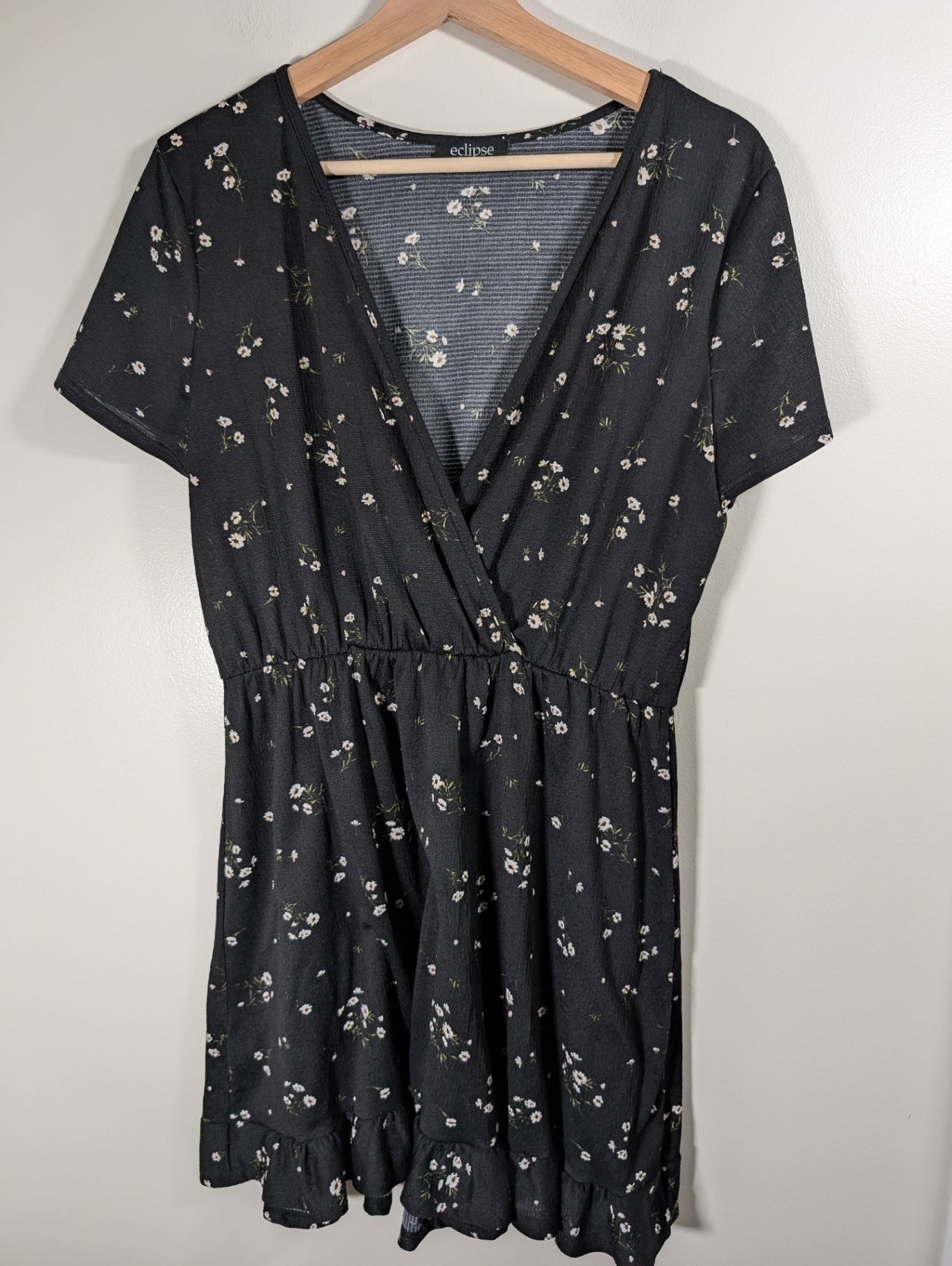 eclipse black floral dress - Medium