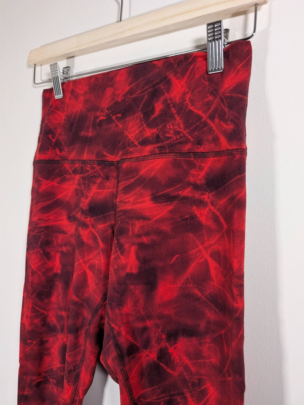 Lululemon Team Canada leggings - SZ 8