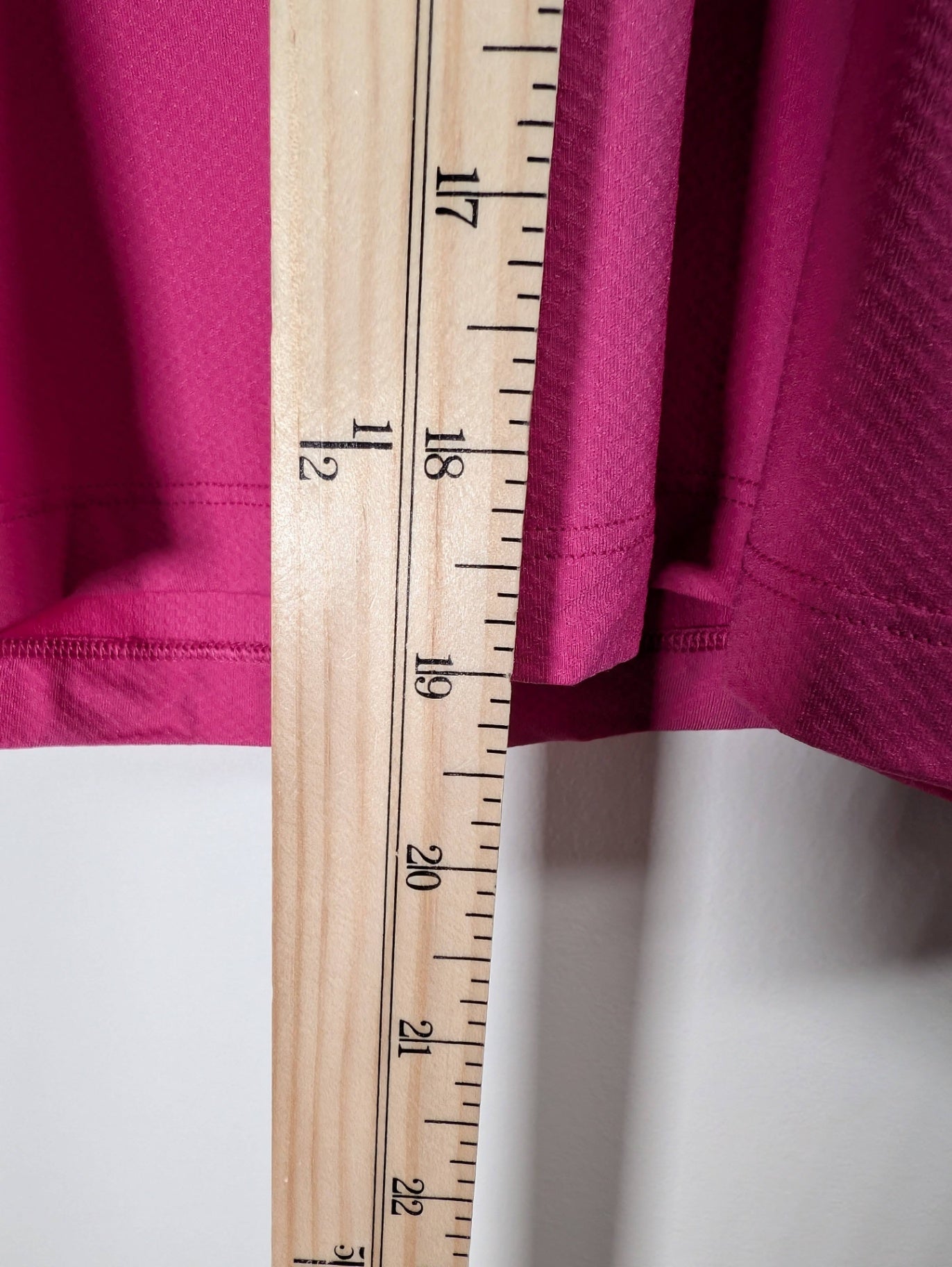 Lululemon pink tee - appears small