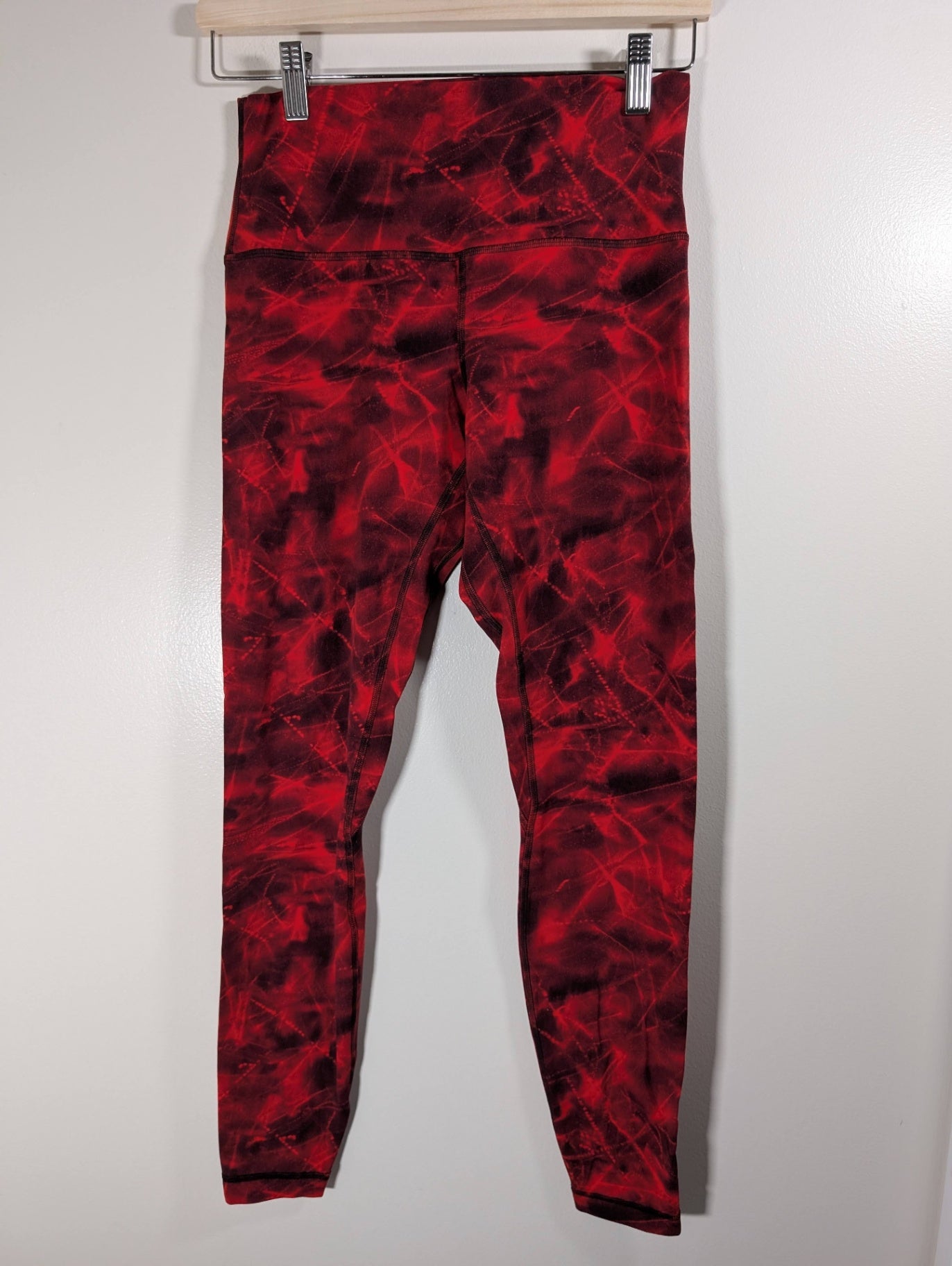 Lululemon Team Canada leggings - SZ 8