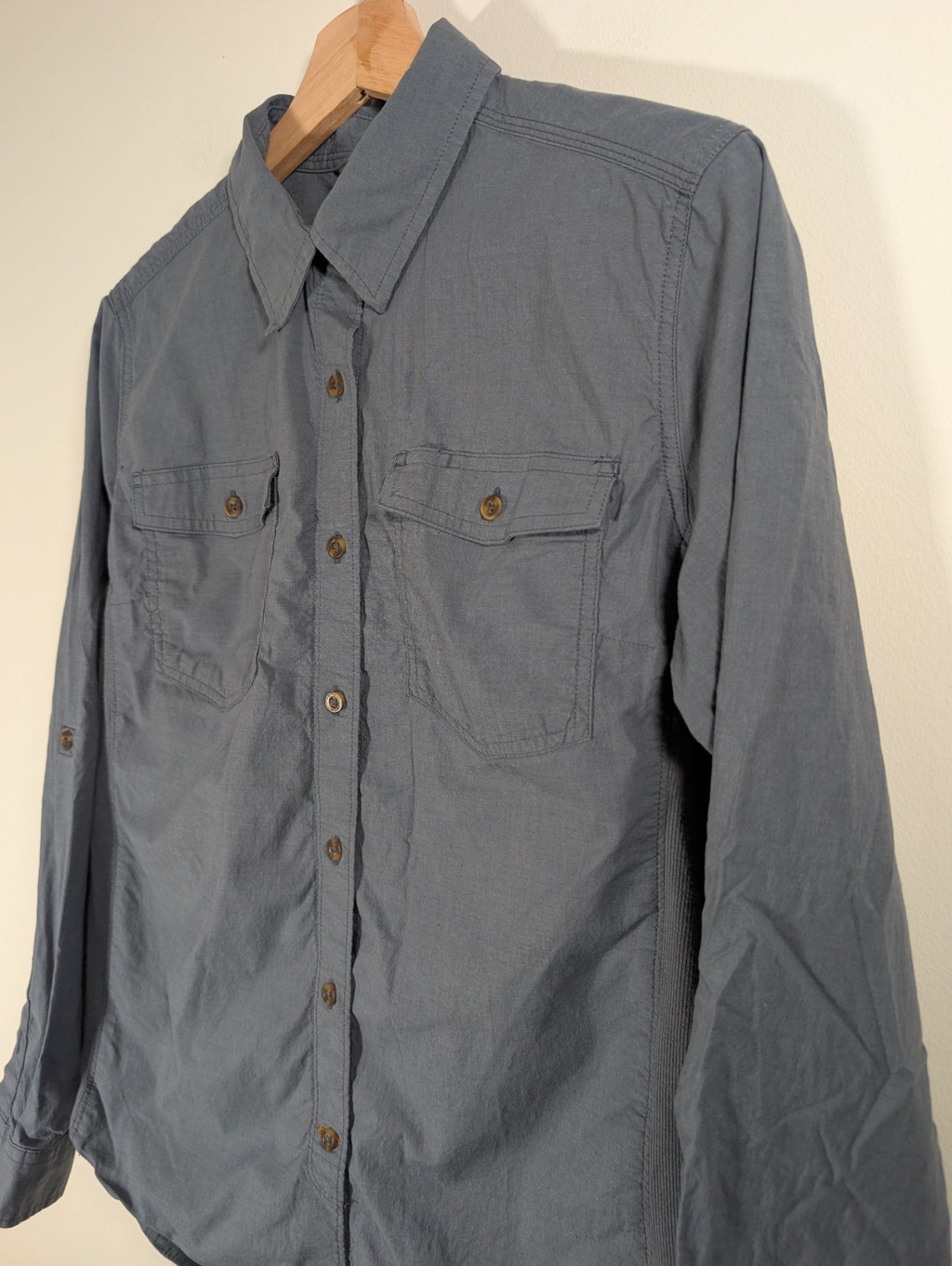Carhartt button up - Medium