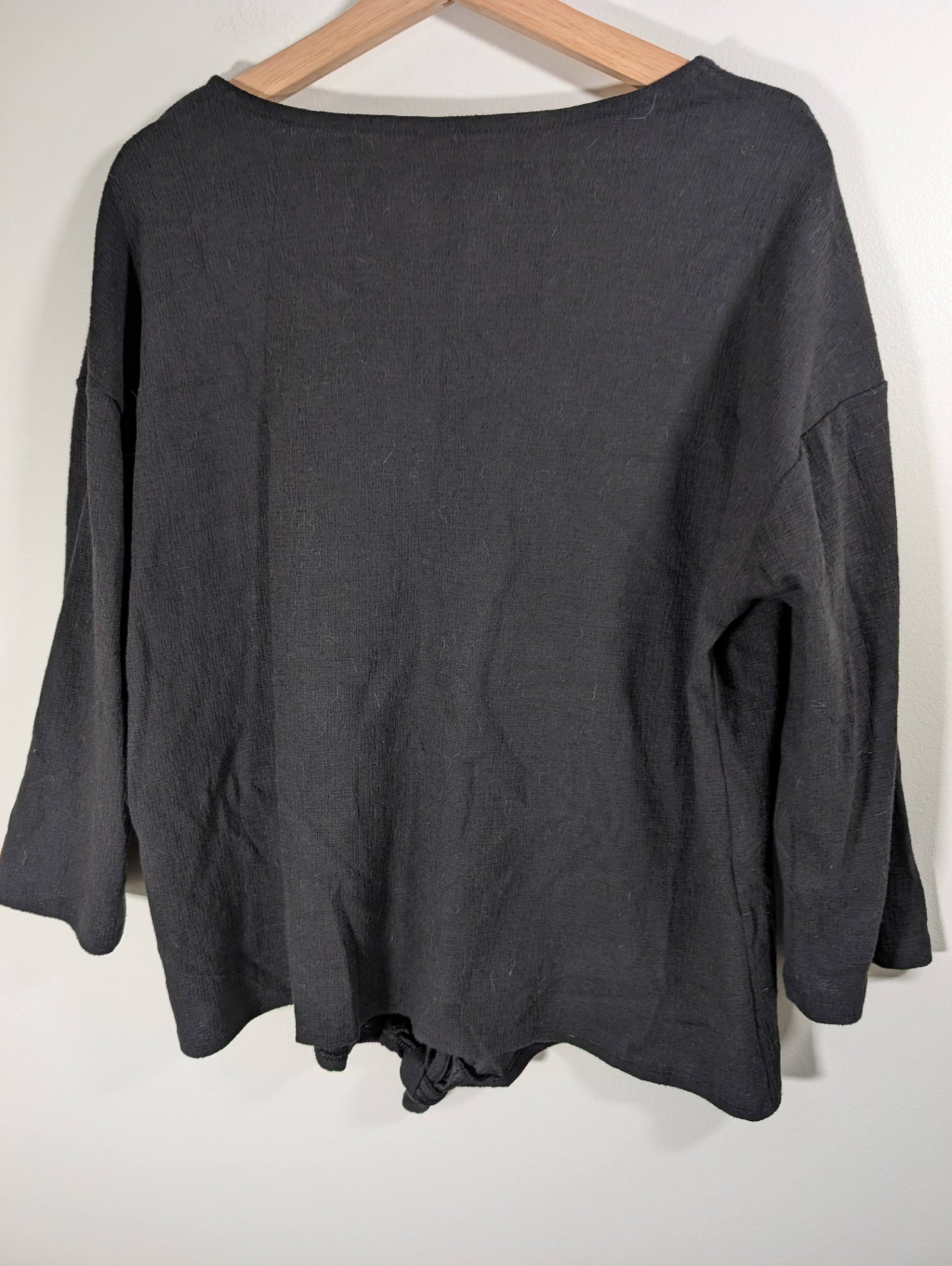Old Navy black tie front blouse - Large