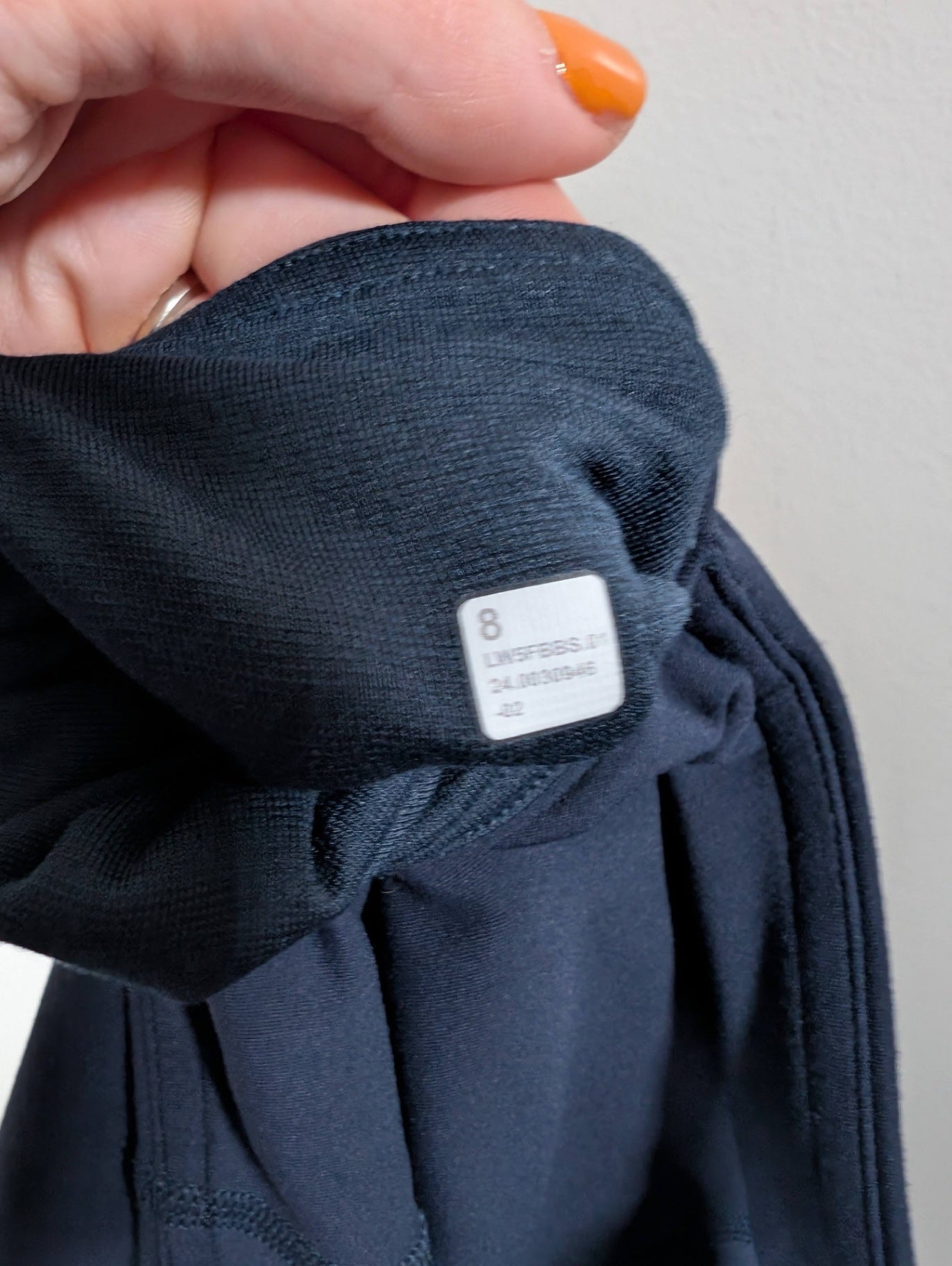 Lululemon navy flare leggings - SZ 8
