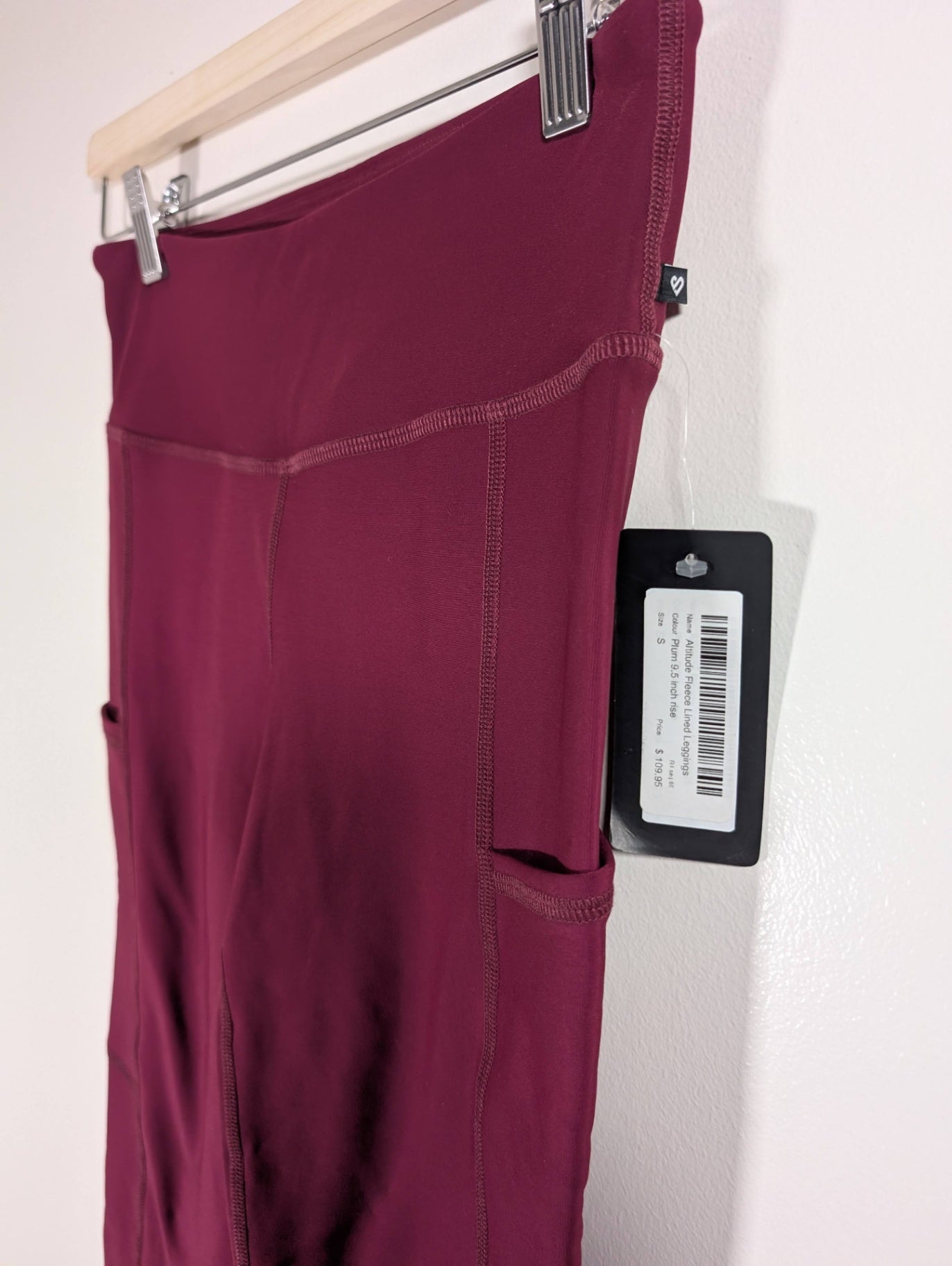 NWT Silver Icing altitude fleece lined leggings - Small