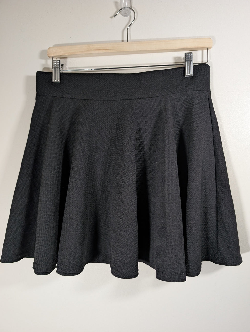 Urban Coco black skirt- Large