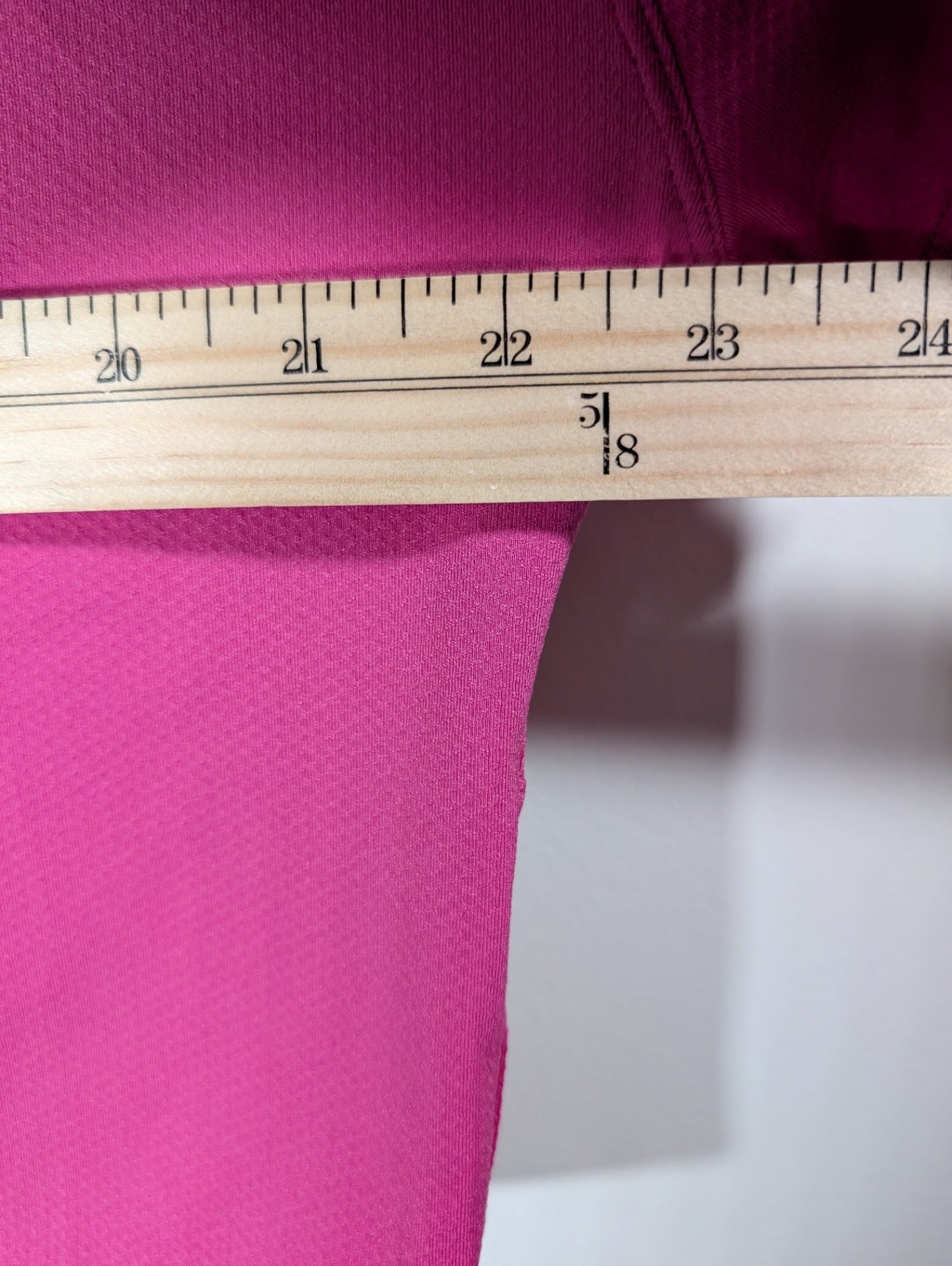 Lululemon pink tee - appears small