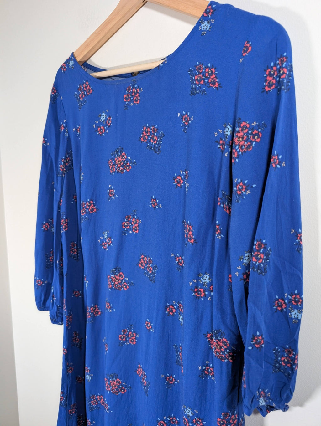 Old Navy blue floral dress - Medium
