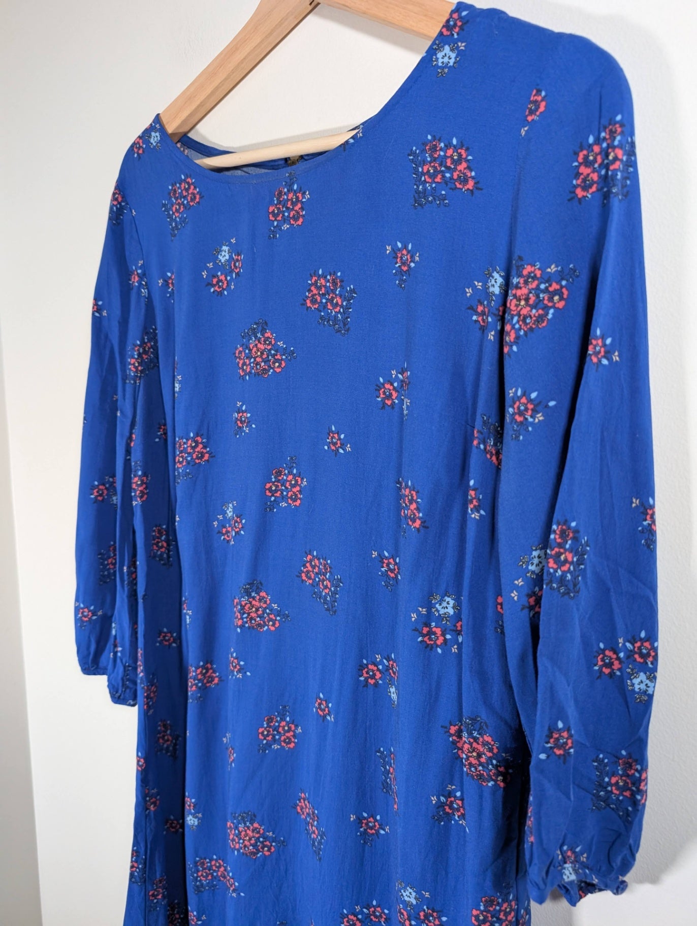 Old Navy blue floral dress - Medium