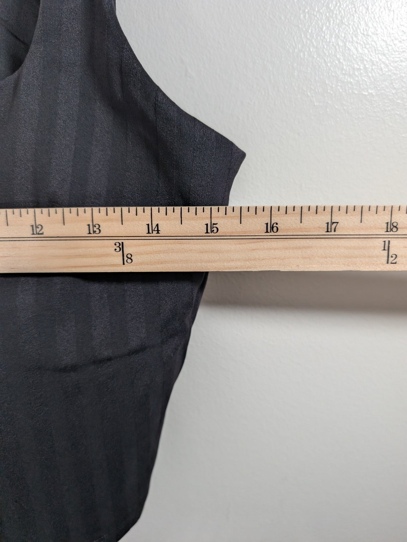 Lululemon wunder under cropped tank - SZ 12