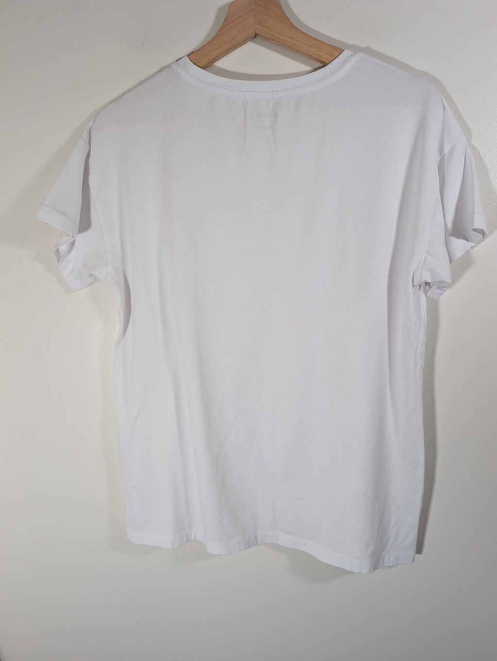 Northern Reflections white t-shirt - Medium