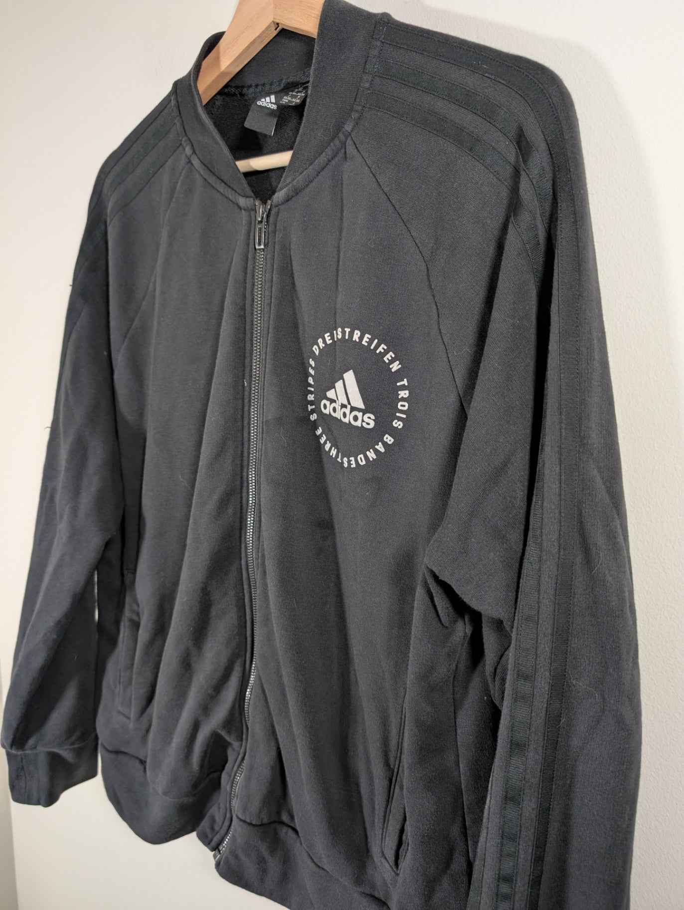 Adidas zip-up - Large