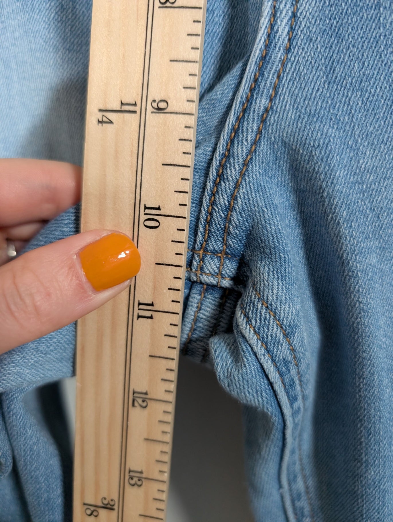Old Navy light wash super skinny - SZ 14