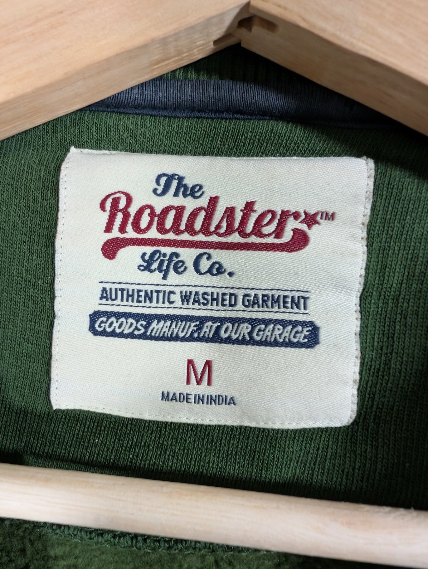 The Roadster Life Co. green sweater - Medium