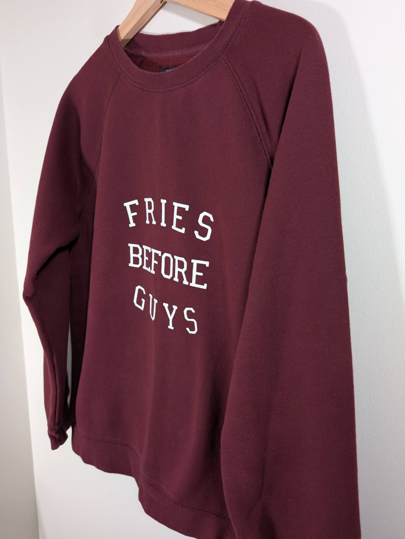 Brunette the Label "Fries before guys" creweneck - Medium