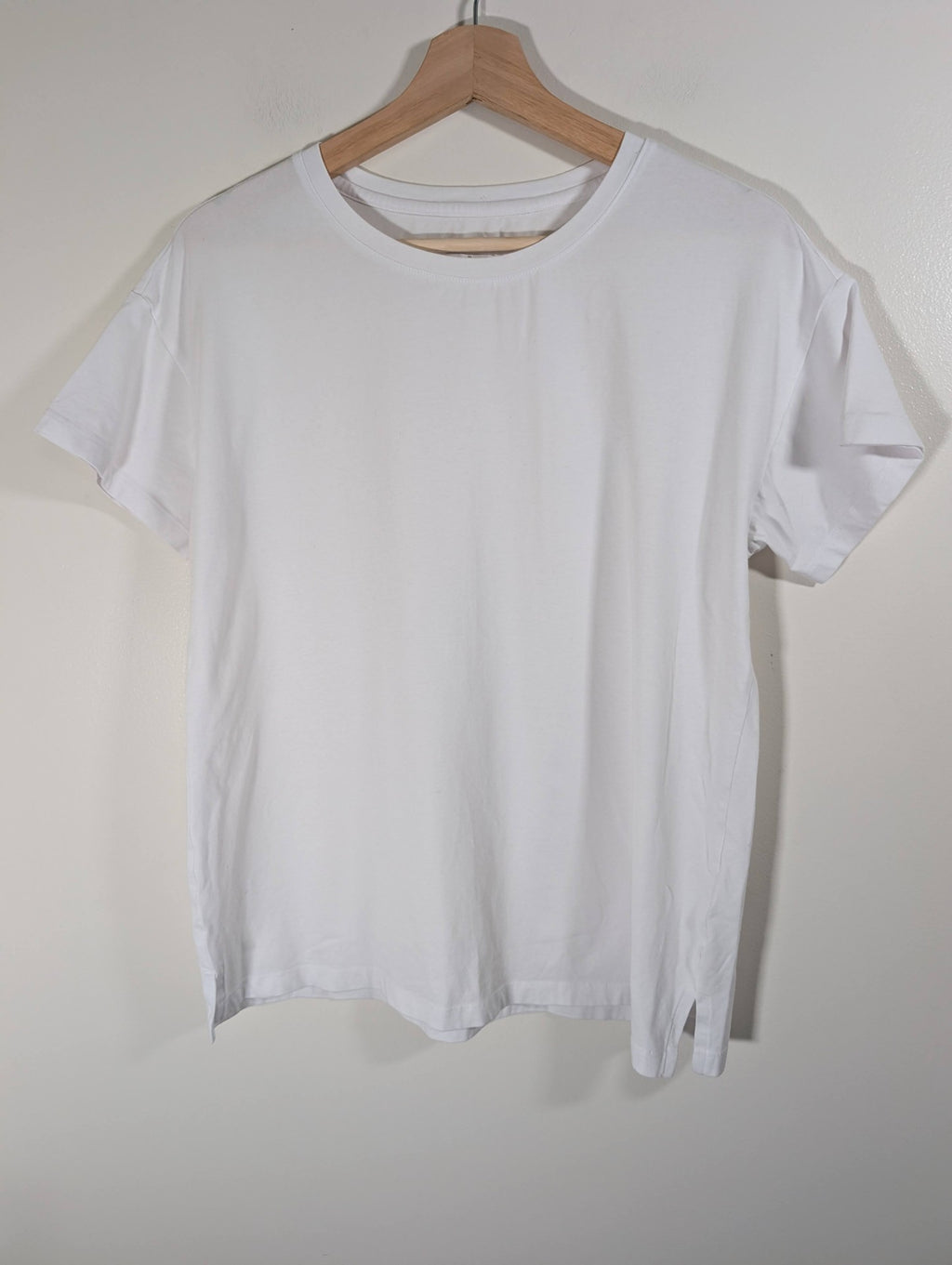 Northern Reflections white t-shirt - Medium