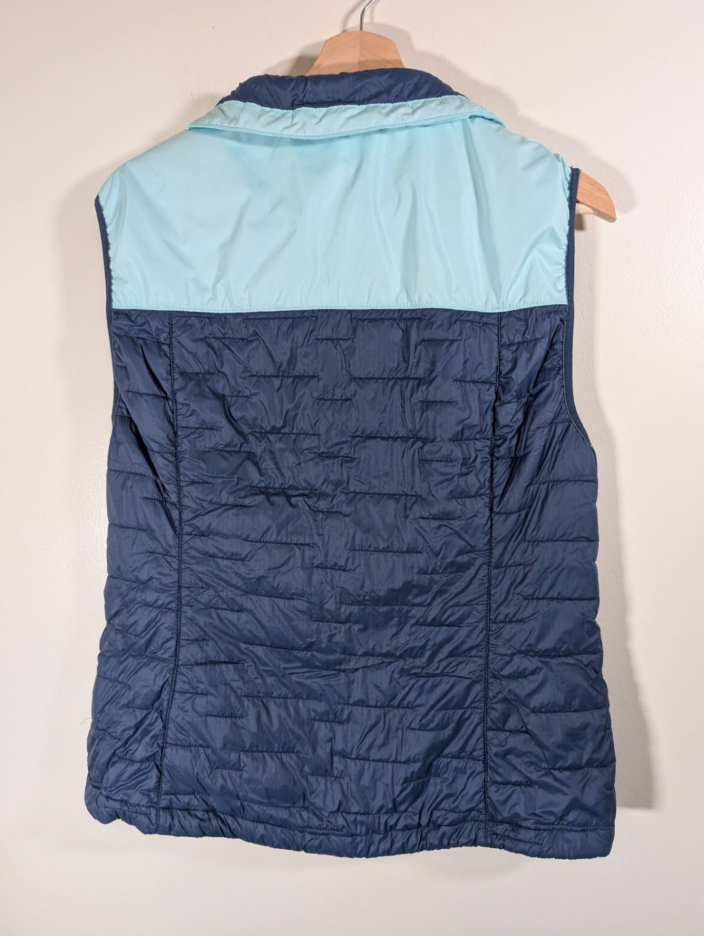 Helly Hansen blue puffer vest- Large