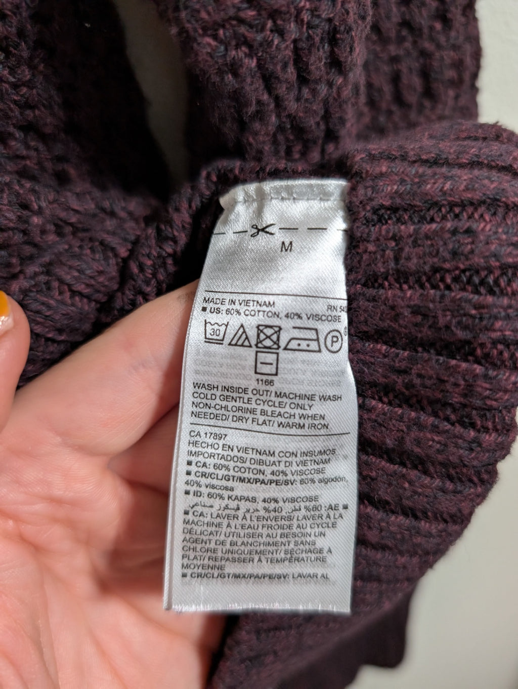 Old Navy deep purple sweater - Medium