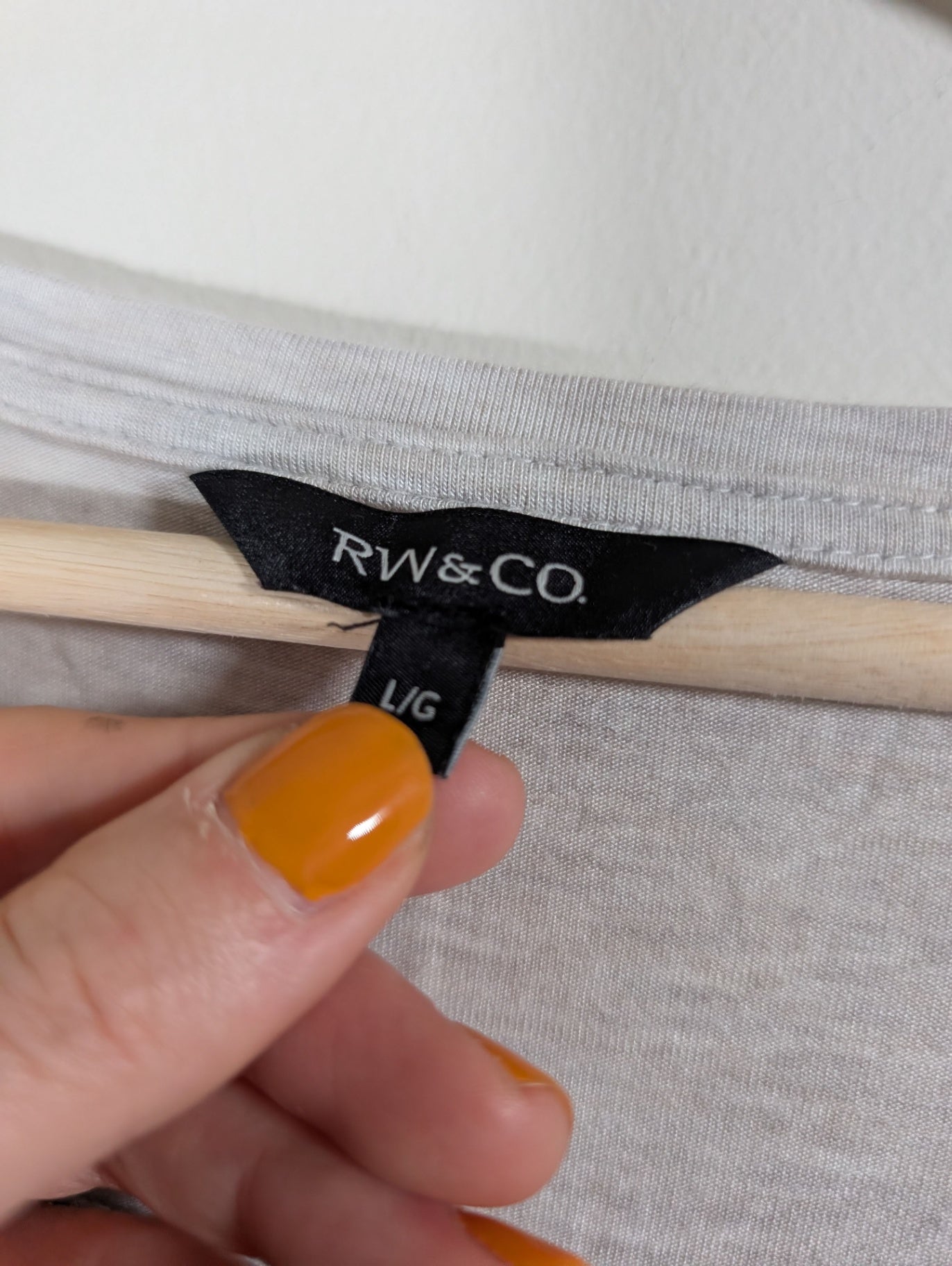 RW&Co. grey long-sleeve - Large