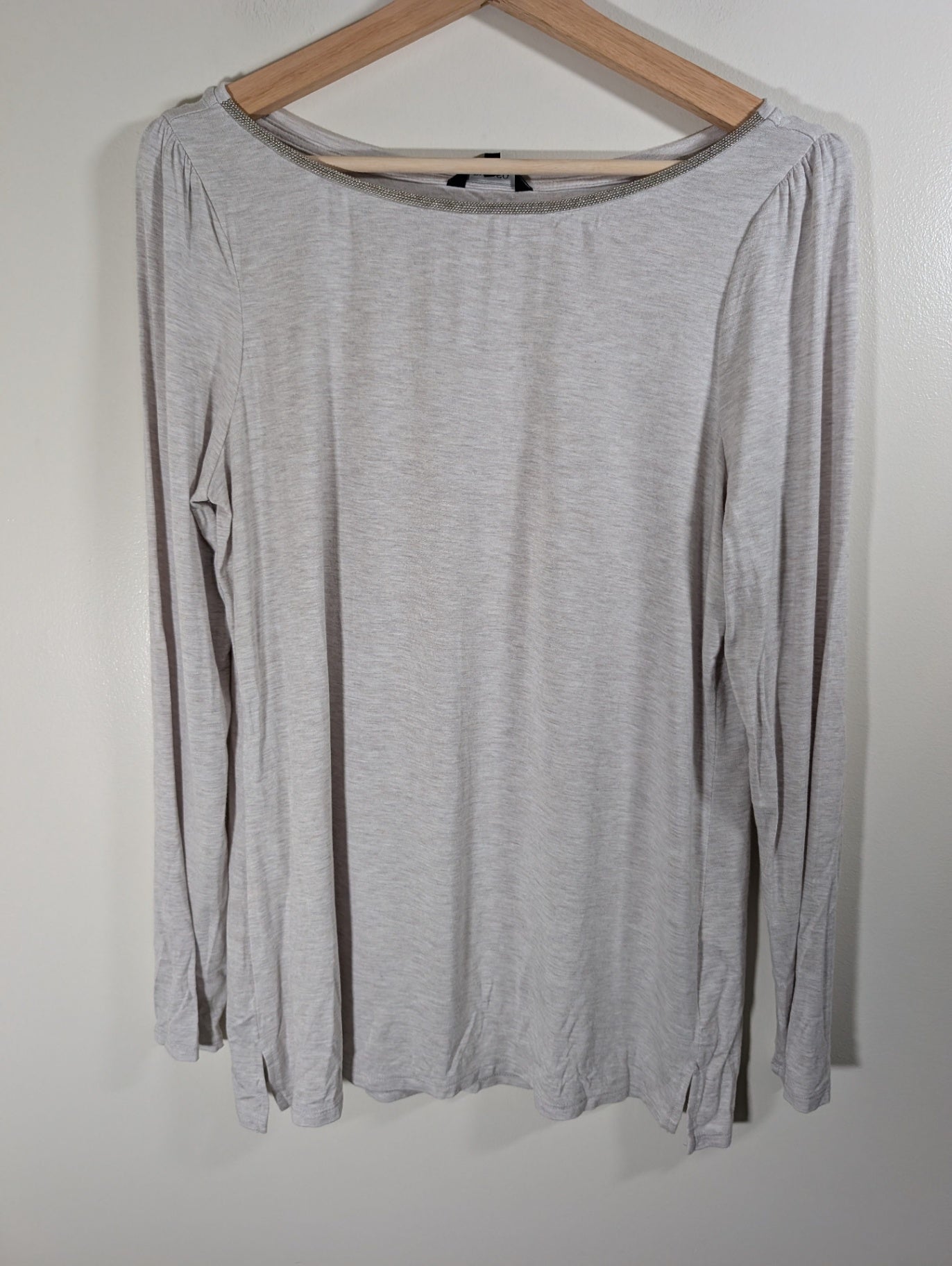 RW&Co. grey long-sleeve - Large