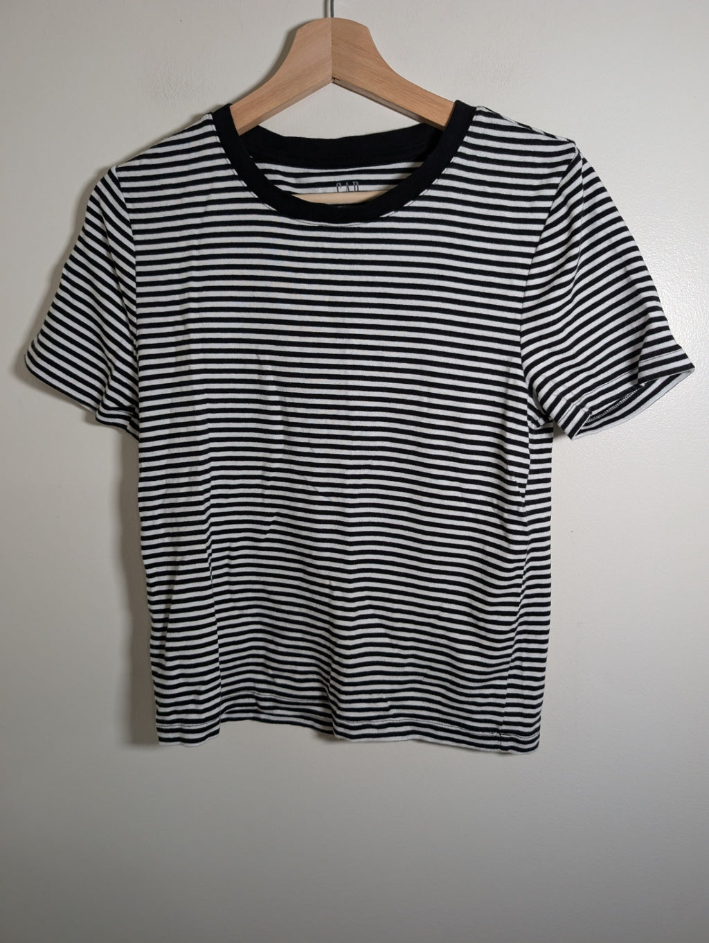Gap striped tee - Large
