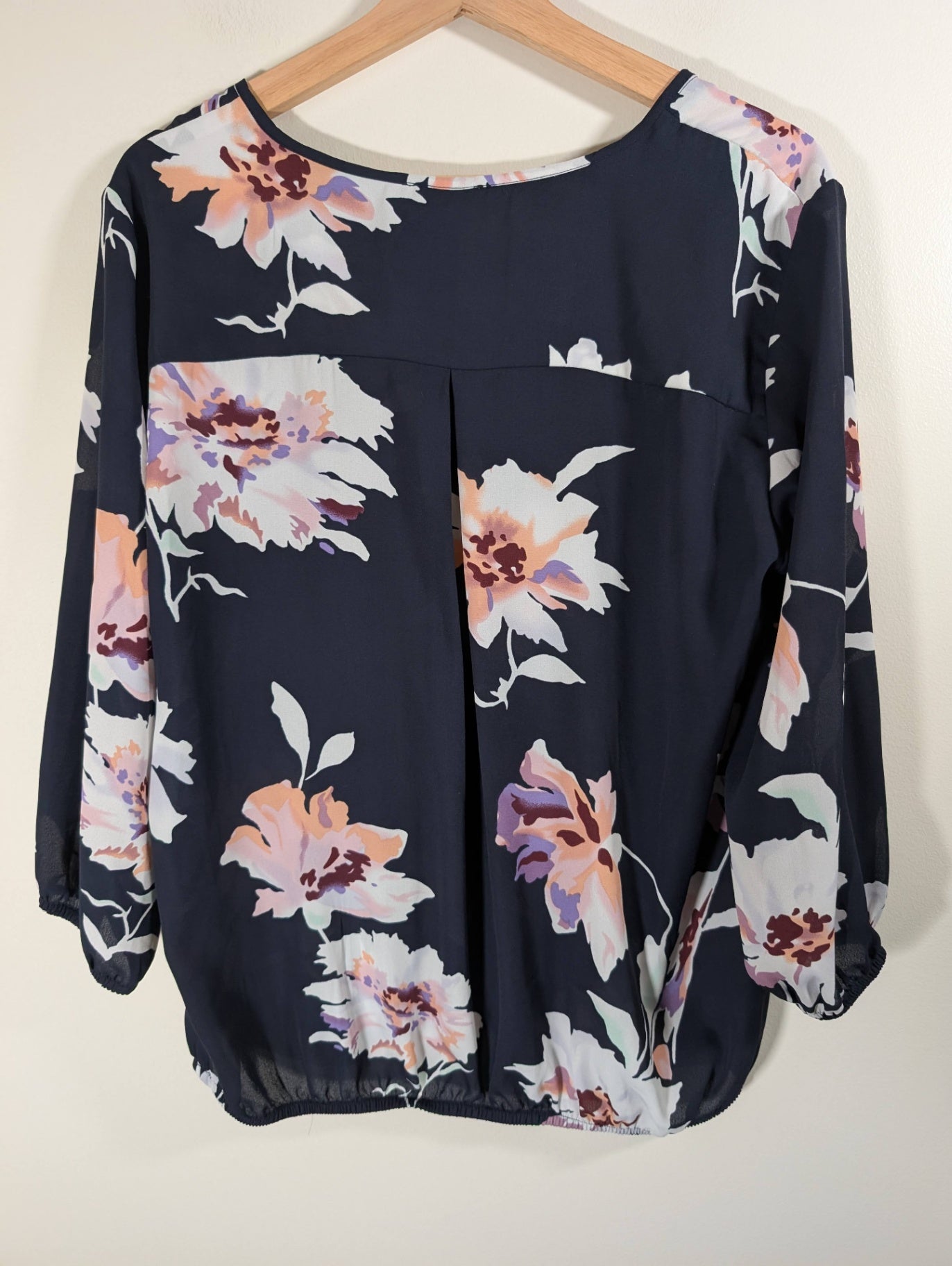 Dynamite black floral blouse- Large
