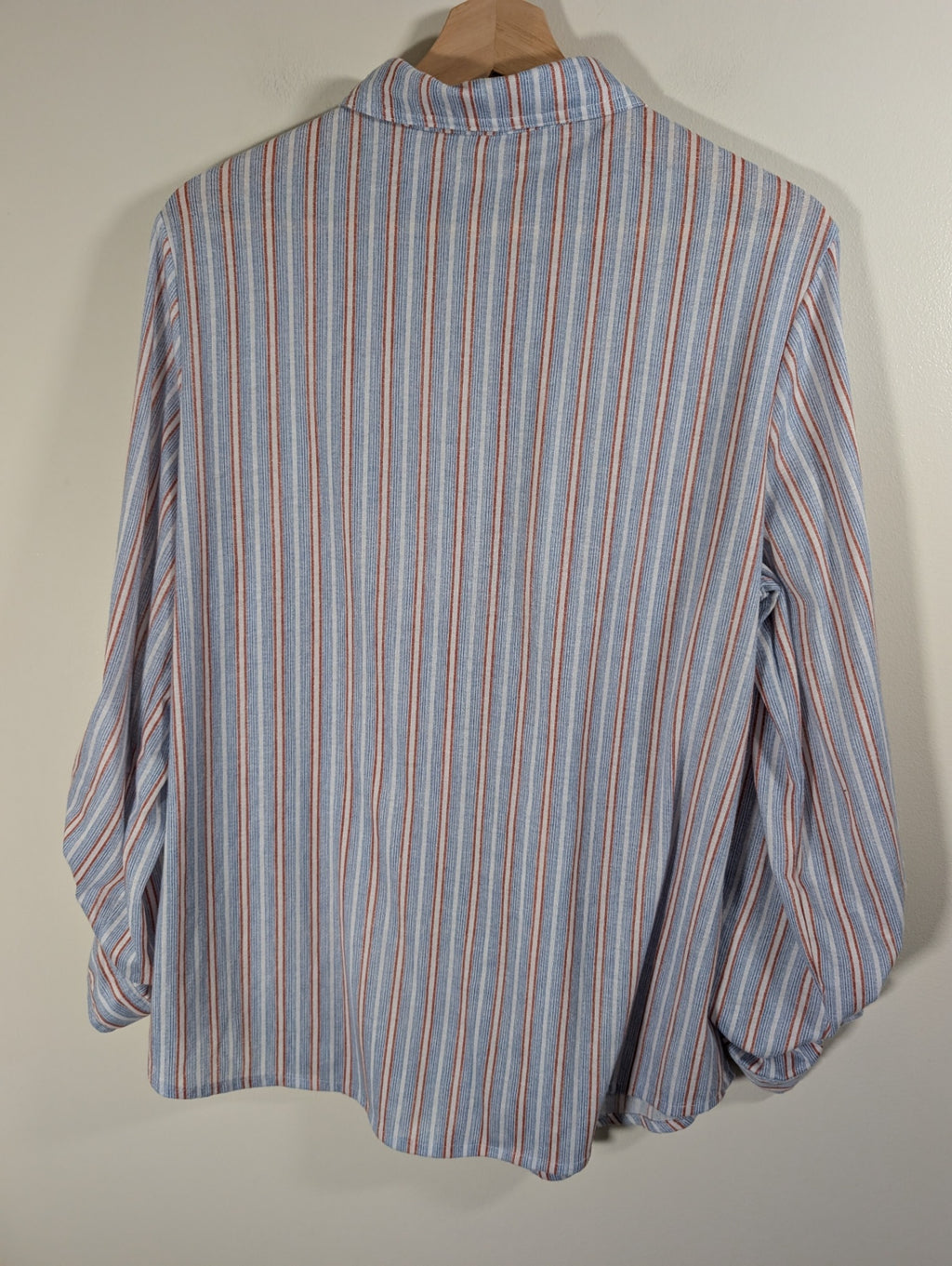 Passport button up - XL