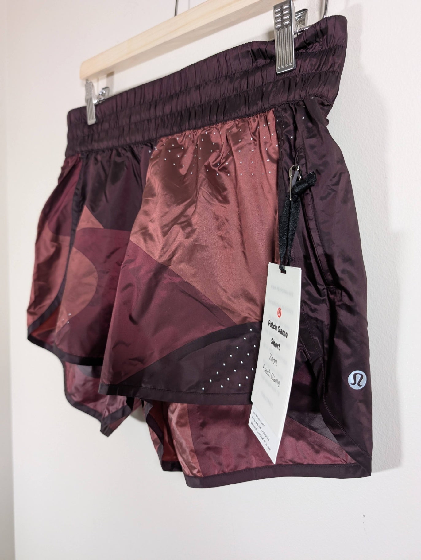 Lululemon patch game short - SZ 12