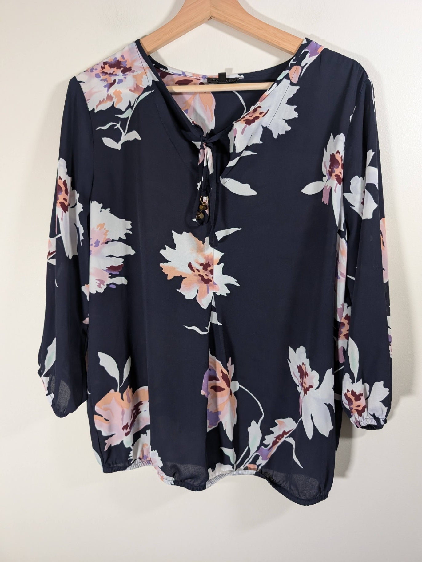 Dynamite black floral blouse- Large