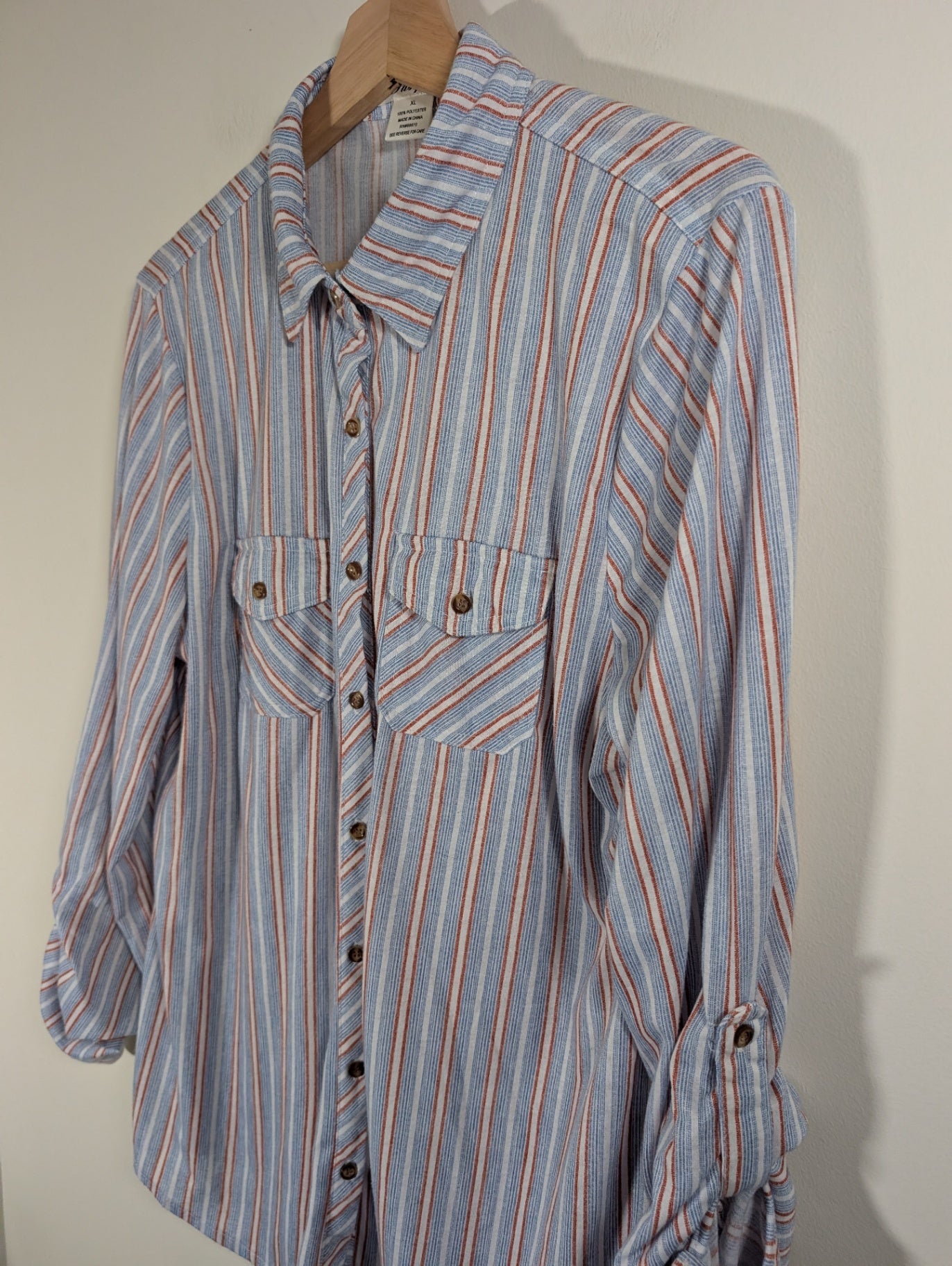 Passport button up - XL
