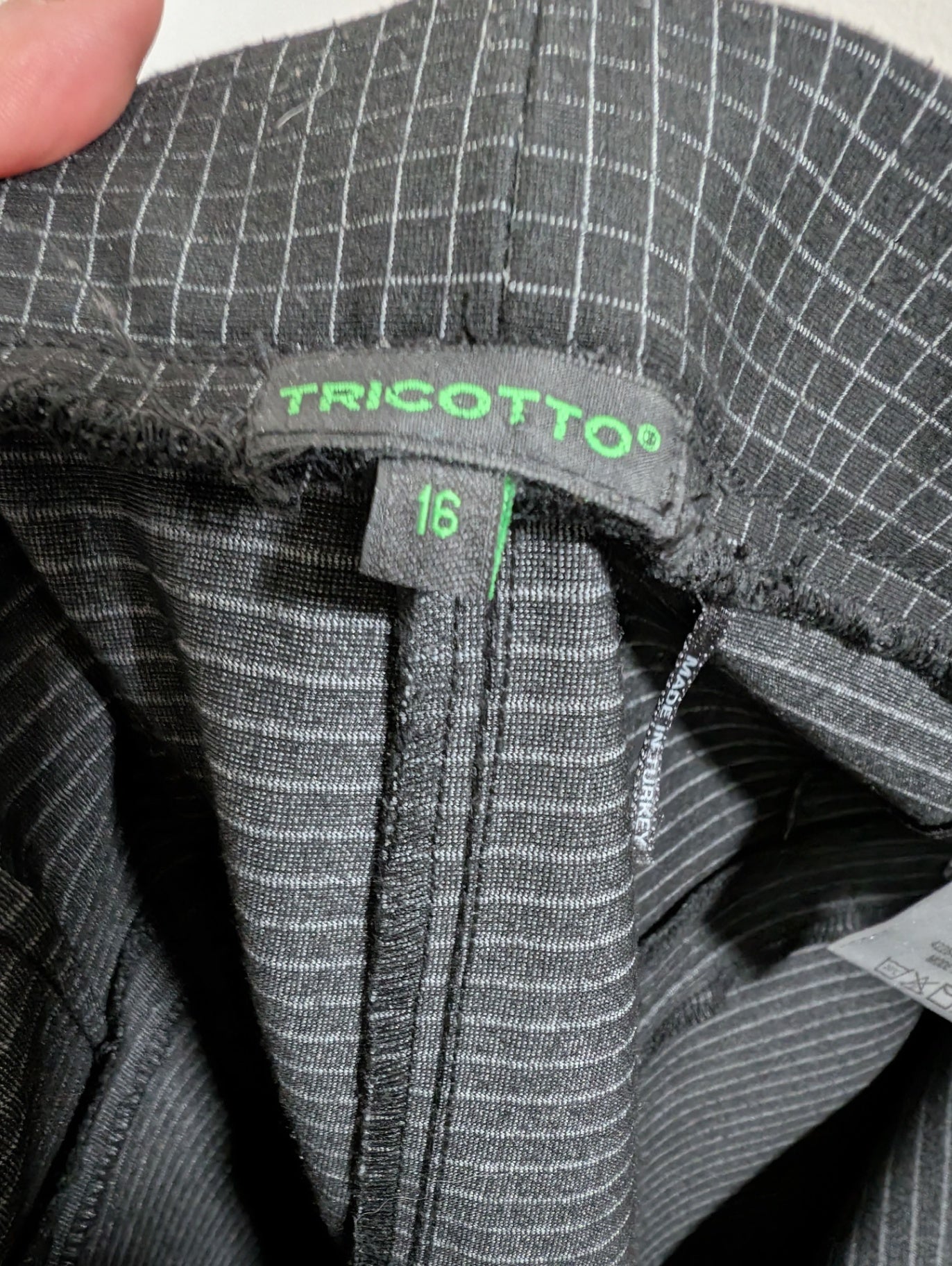 Tricotto checkered pants - SZ 16