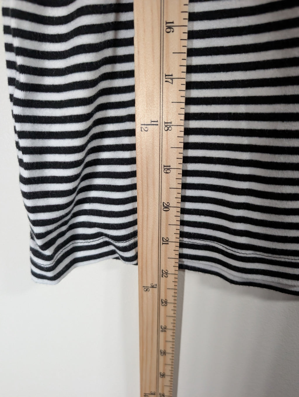 Gap striped tee - Large
