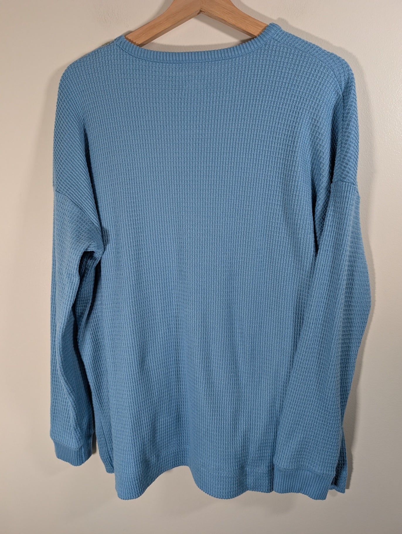 American Eagle waffle crewneck - Medium