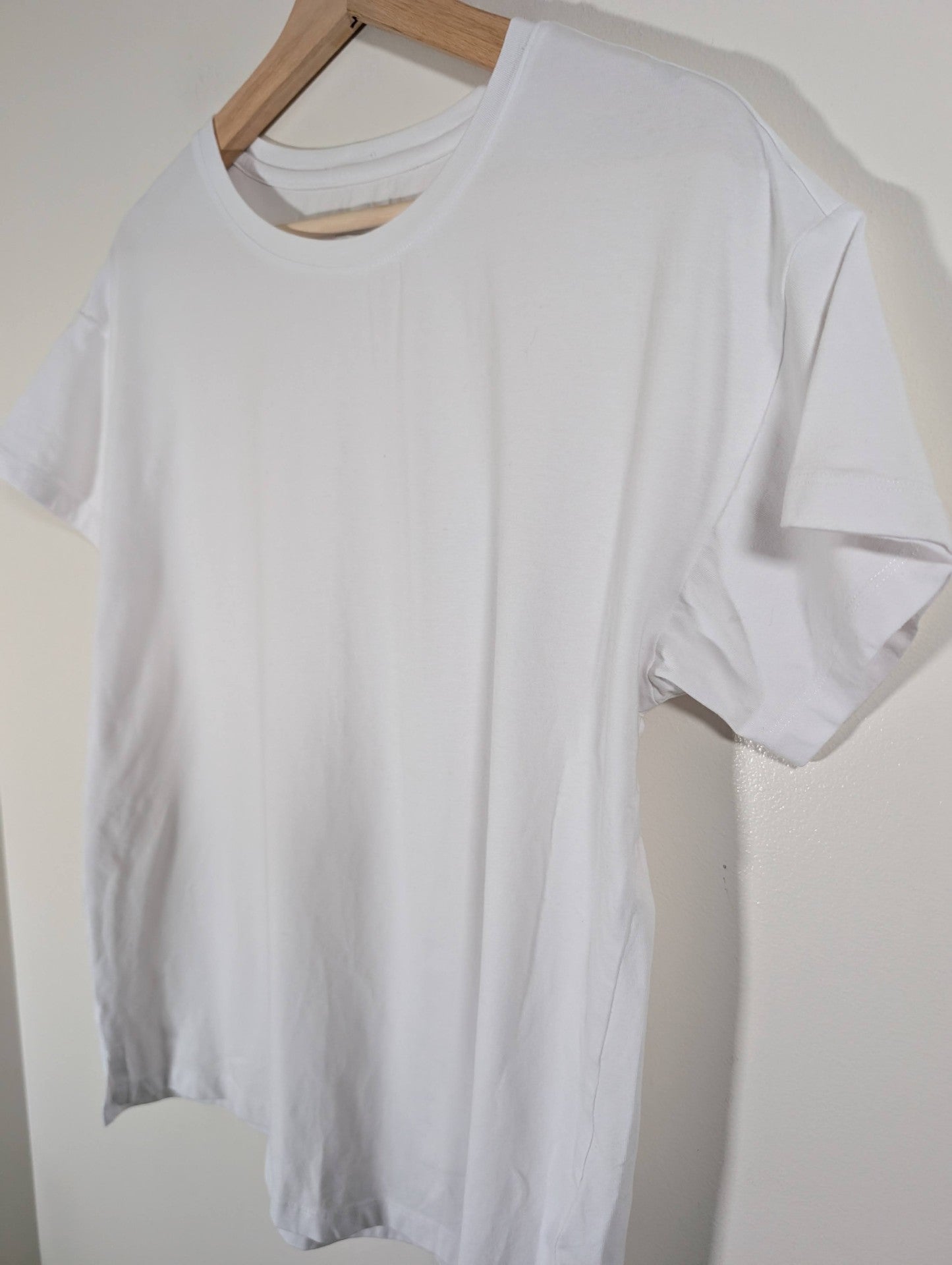 Northern Reflections white t-shirt - Medium