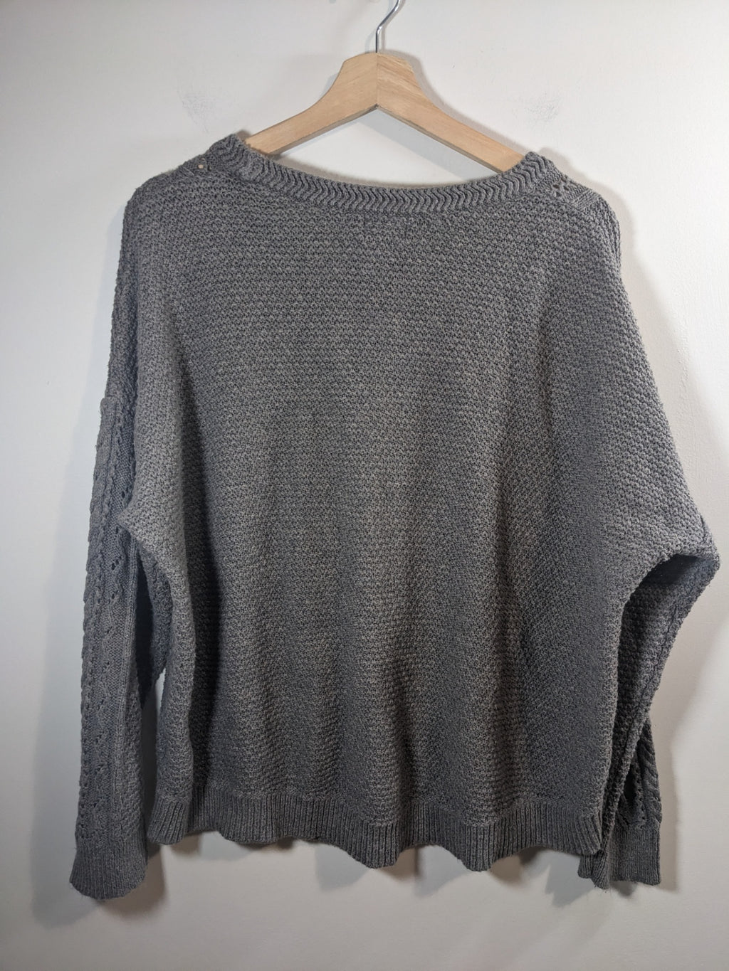 Old Navy Grey Sweater - 2XL