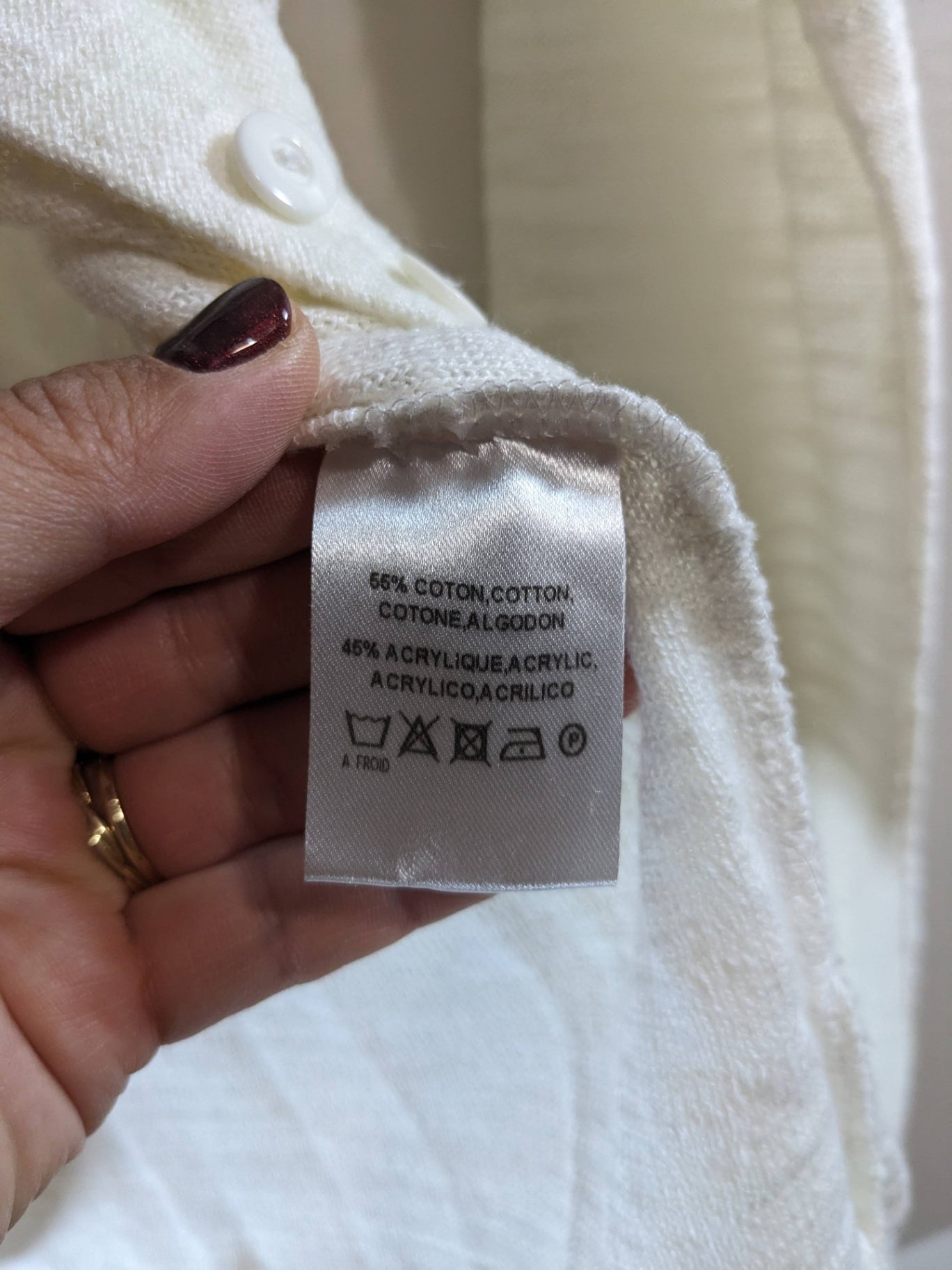 Adventures des toiles cream sweater- Small 34