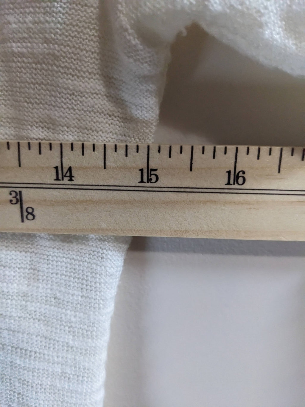 Adventures des toiles cream sweater- Small 34