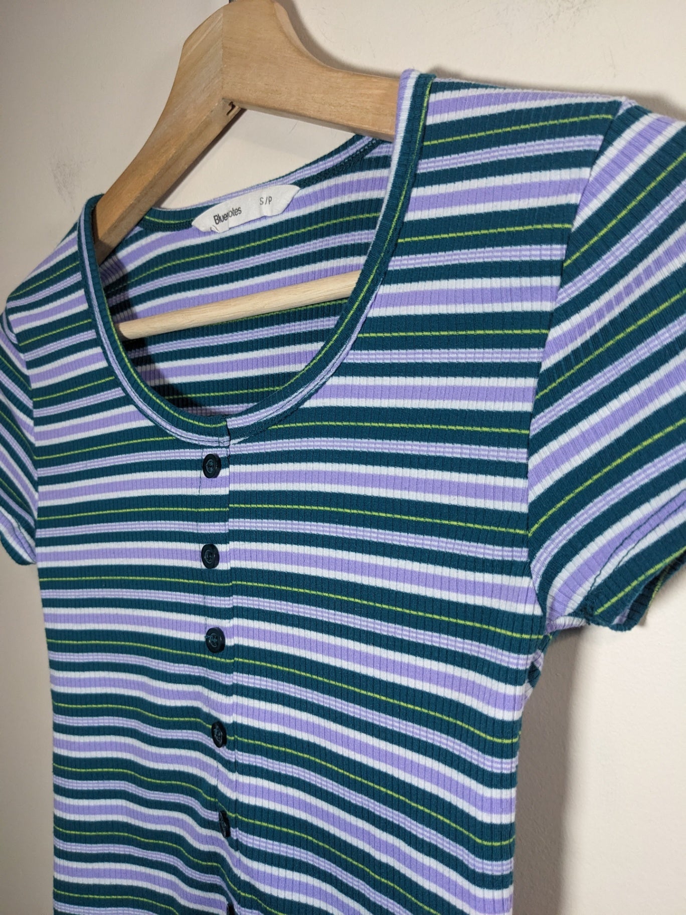 Bluenotes Striped w/ Buttons T-Shirt - S