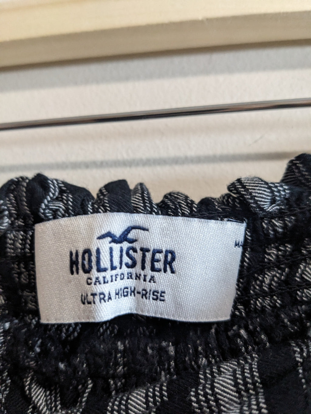 Hollister Striped Shorts - XS