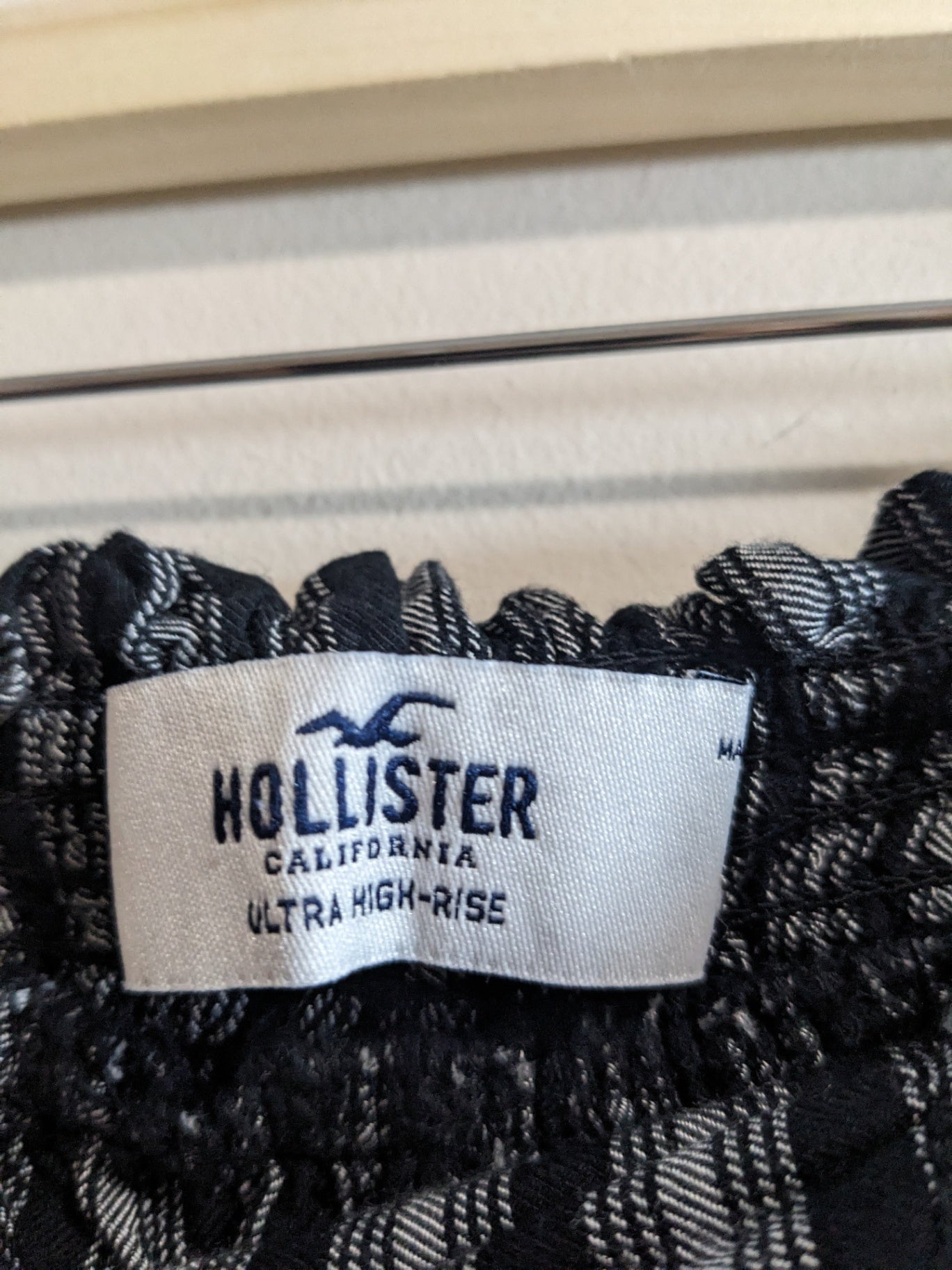 Hollister Striped Shorts - XS