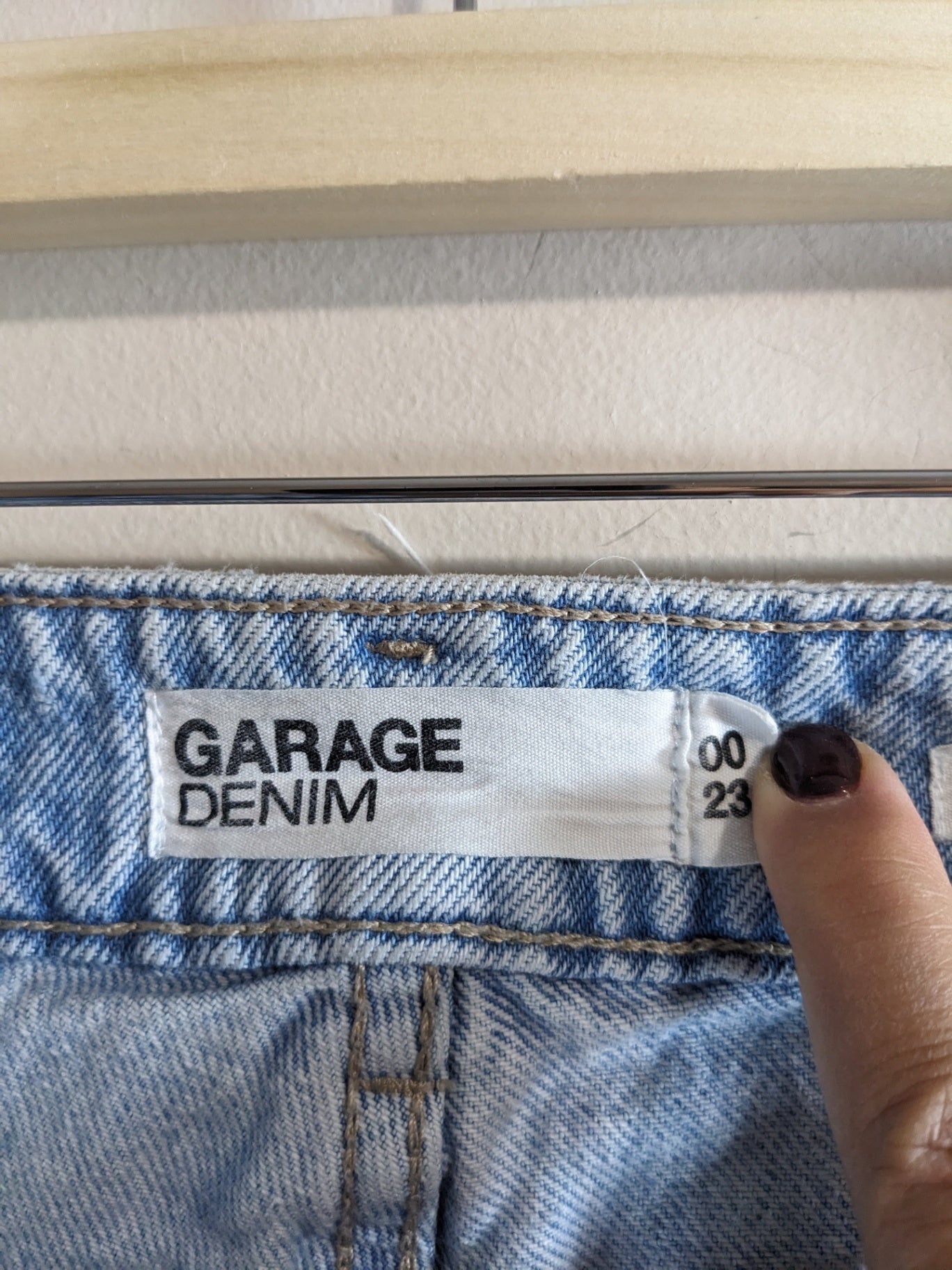 Garage Distressed Denim Jeans - SZ 00 (Minor Flaw)