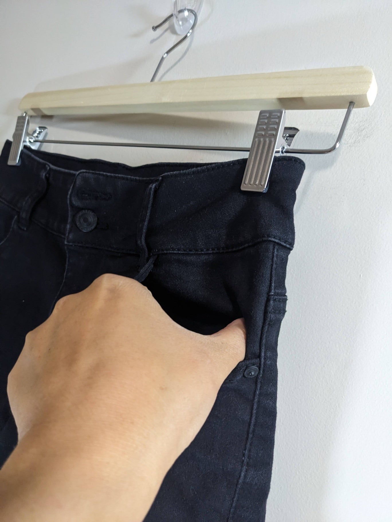 Wallflower Black Shorts - SZ 3