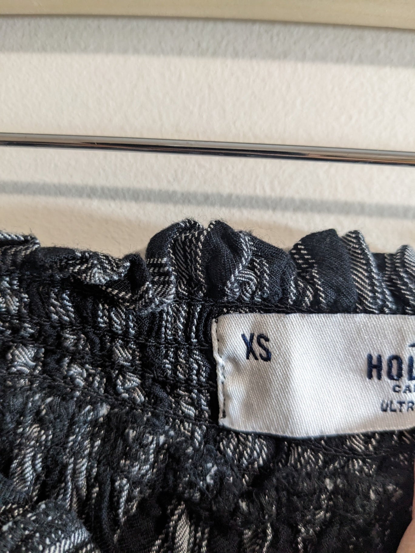 Hollister Striped Shorts - XS